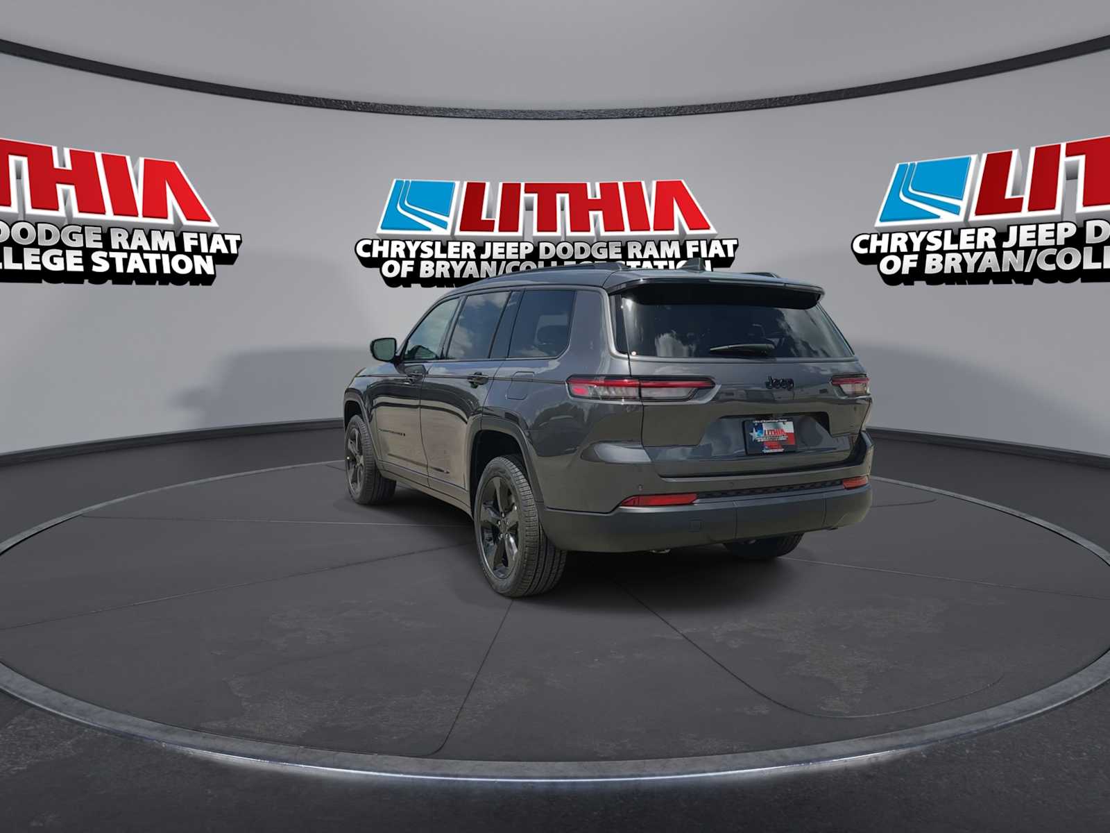 Thumbnail: 2026 Jeep Grand Cherokee - 6