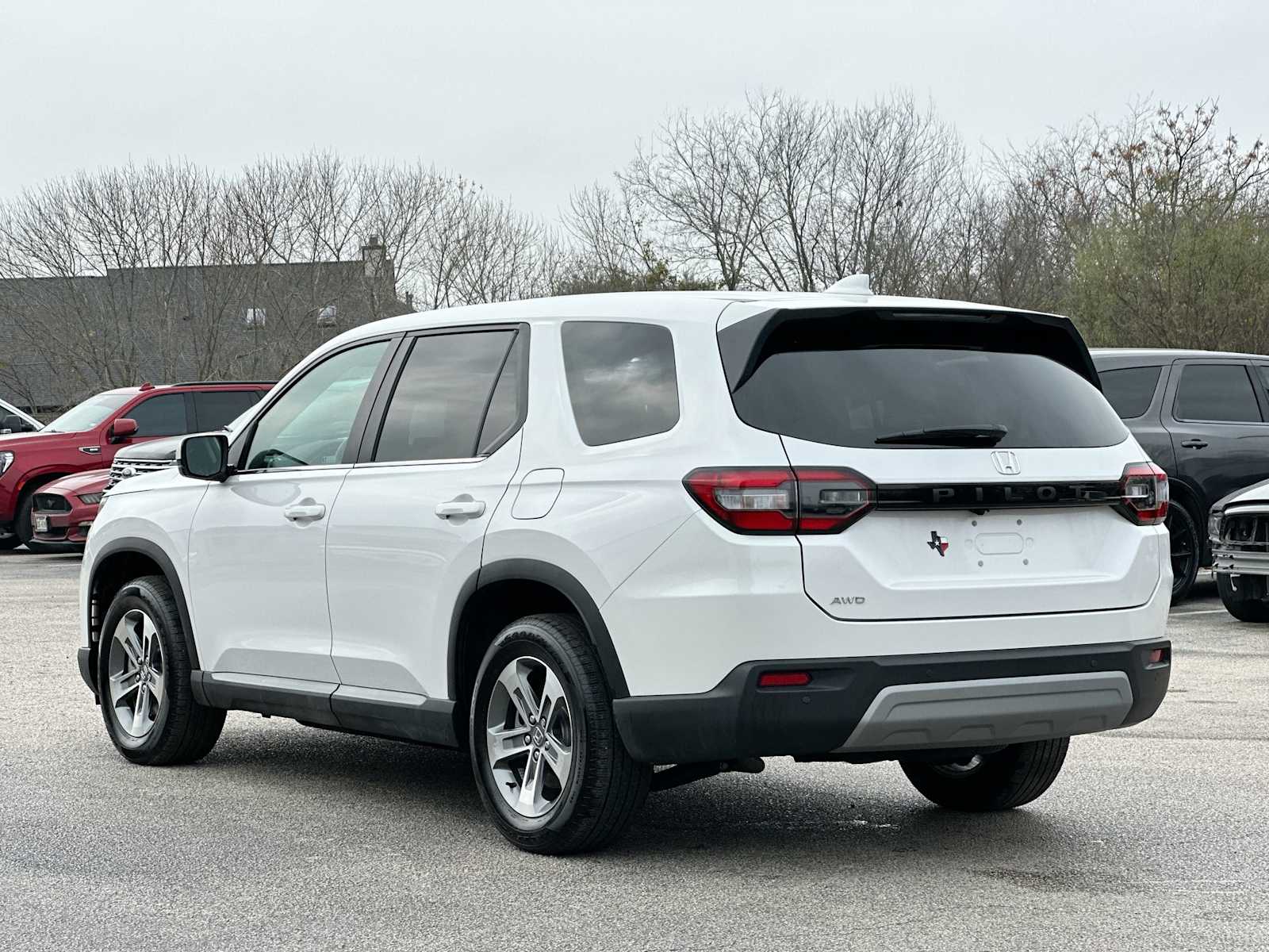 Thumbnail: 2024 Honda Pilot - 13