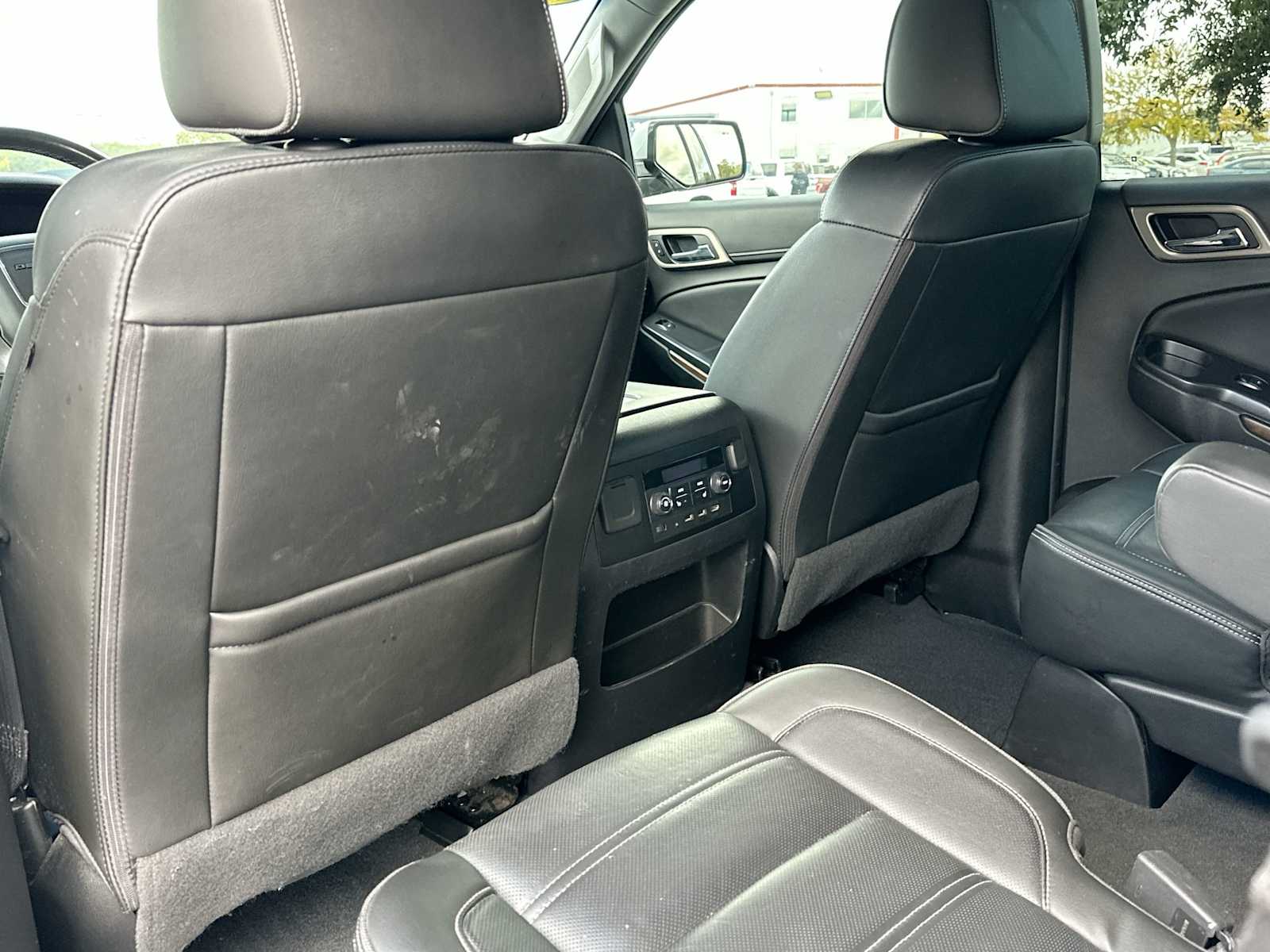 Thumbnail: 2020 GMC Yukon - 24