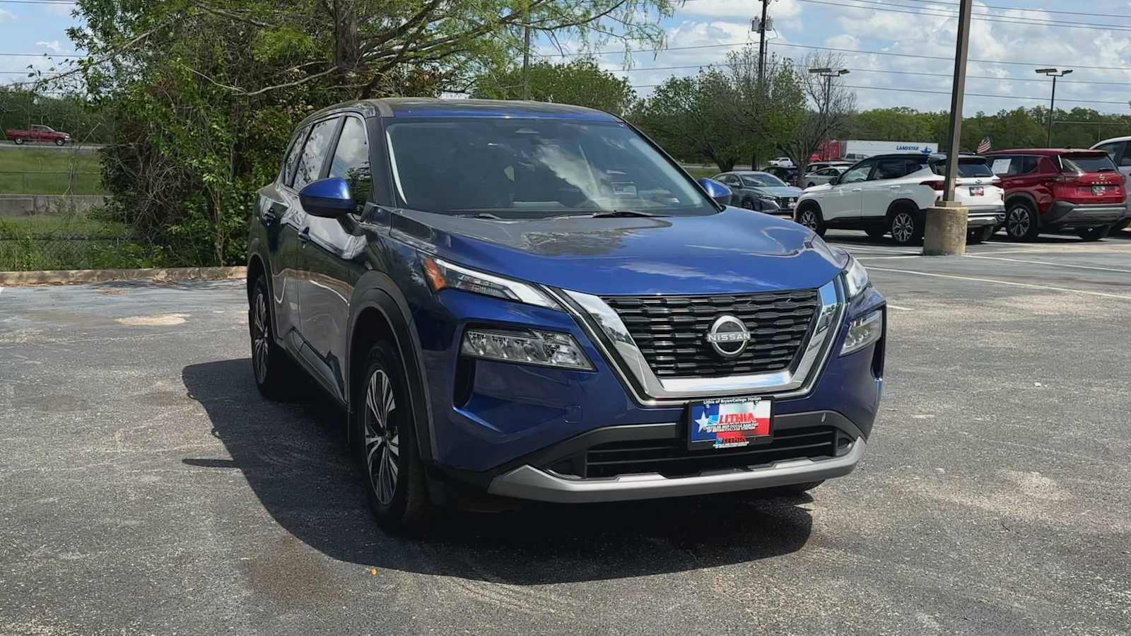 Thumbnail: 2023 Nissan Rogue - 2