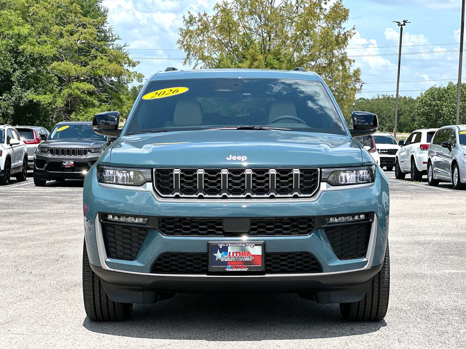 Thumbnail: 2026 Jeep Grand Cherokee - 10