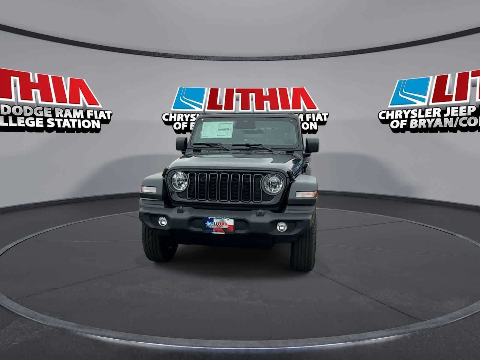 Thumbnail: 2026 Jeep Wrangler - 3