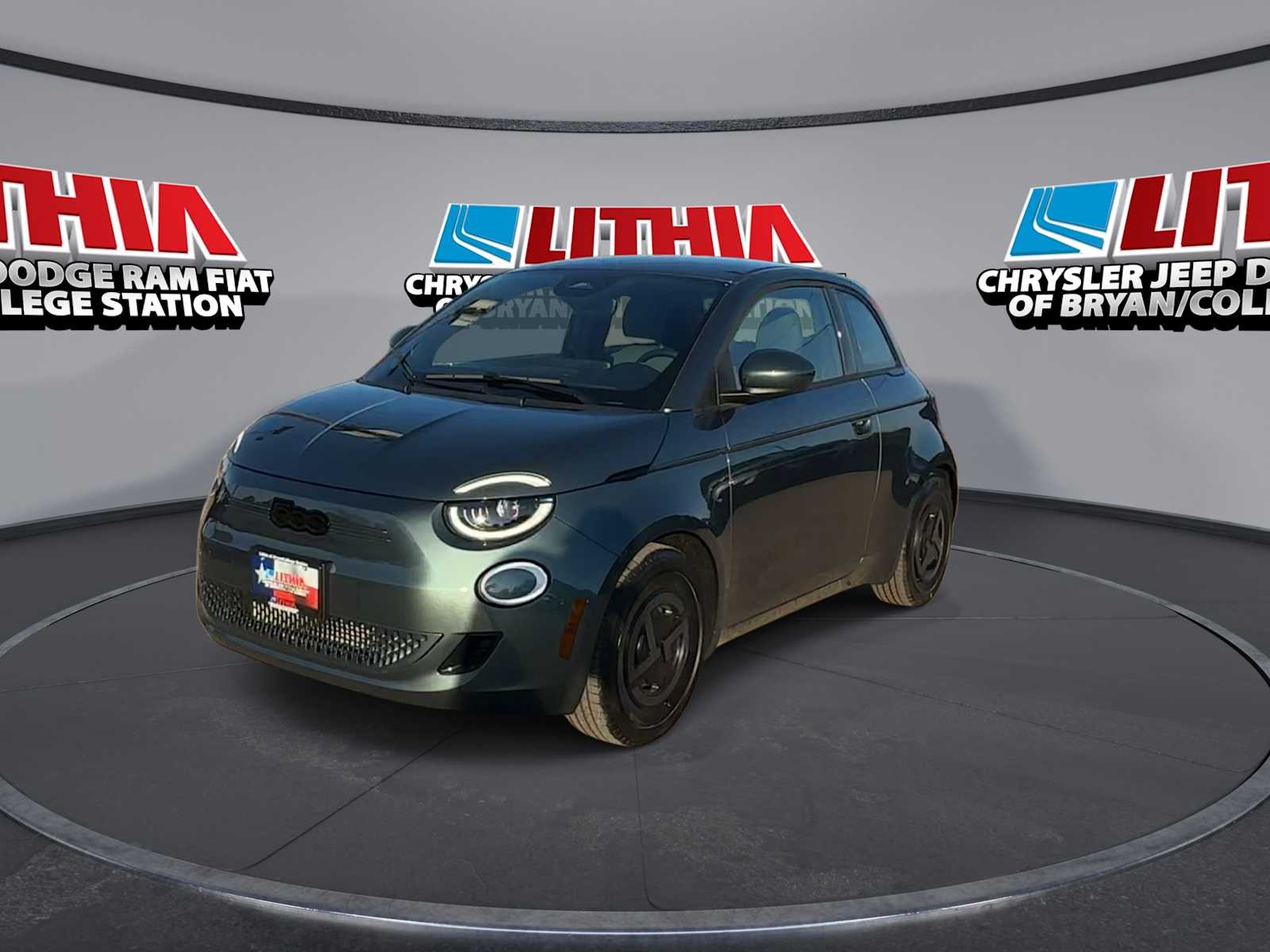 Thumbnail: 2025 Fiat 500e - 4