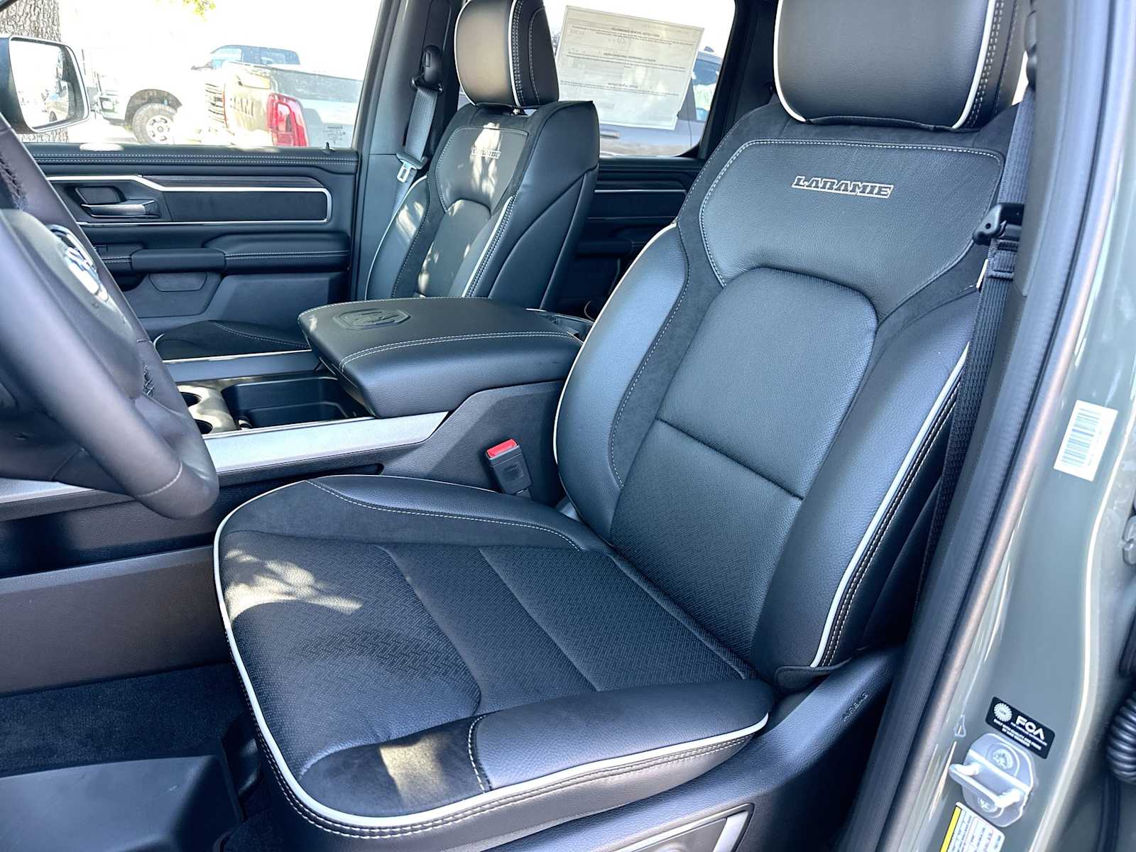 Thumbnail: 2026 RAM 1500 - 17