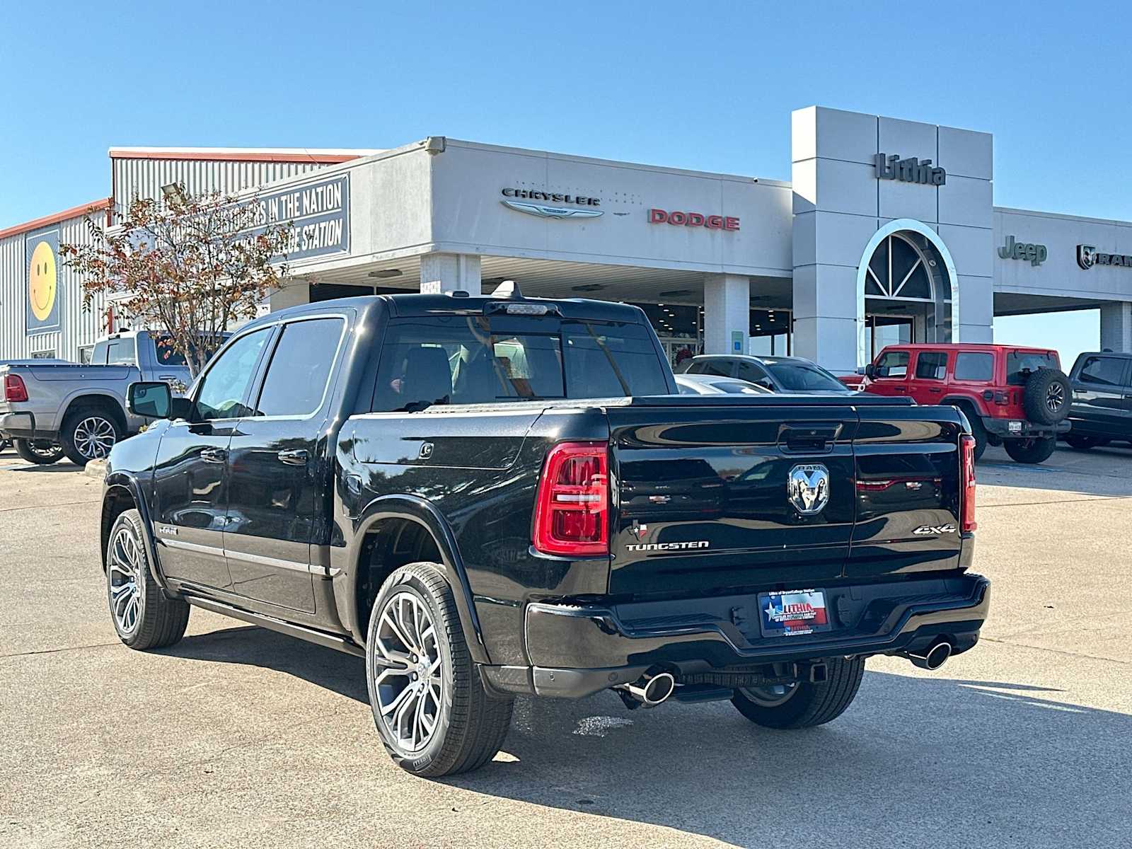 Thumbnail: 2026 RAM 1500 - 13