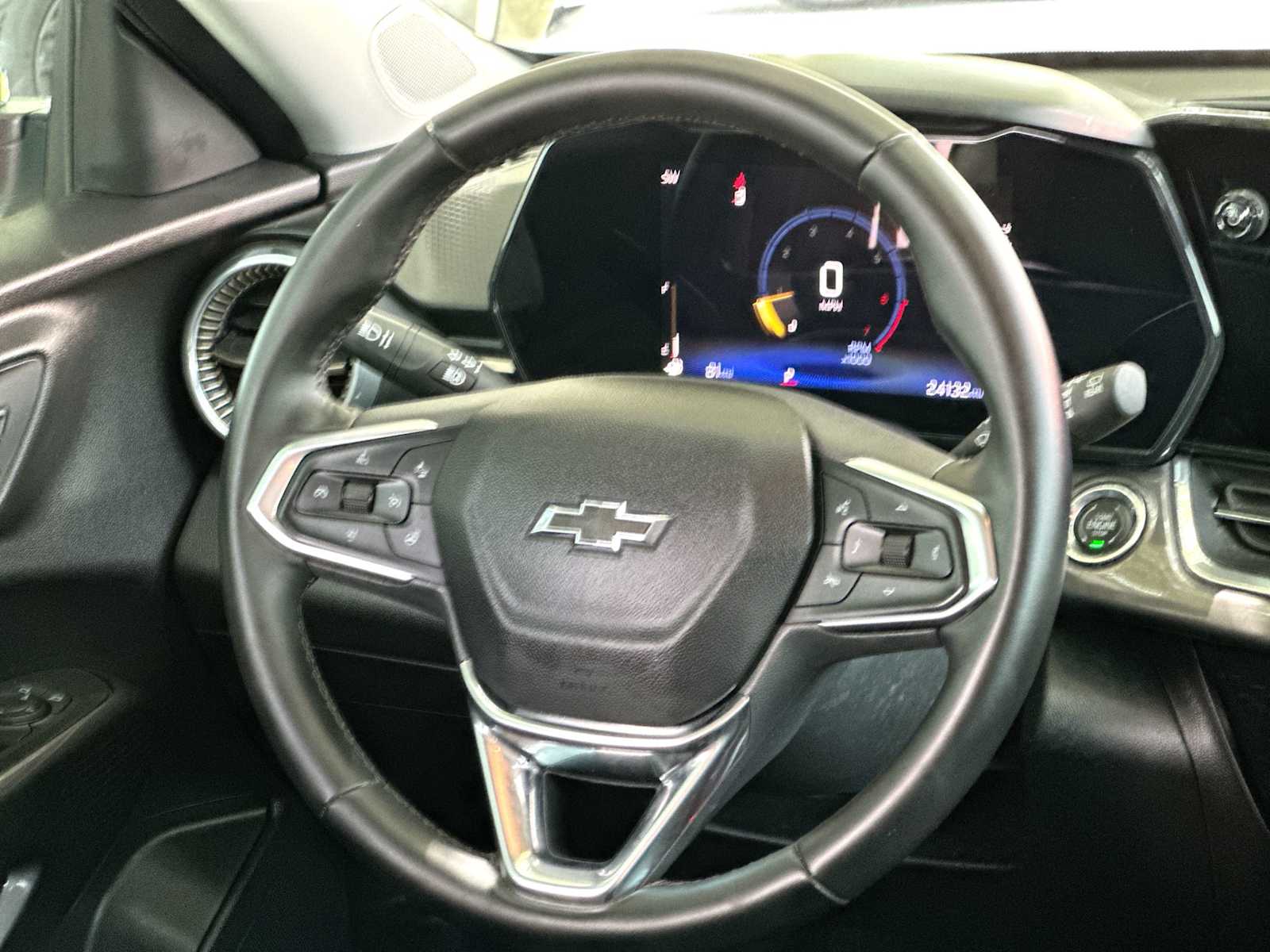 Thumbnail: 2025 Chevrolet Trax - 27