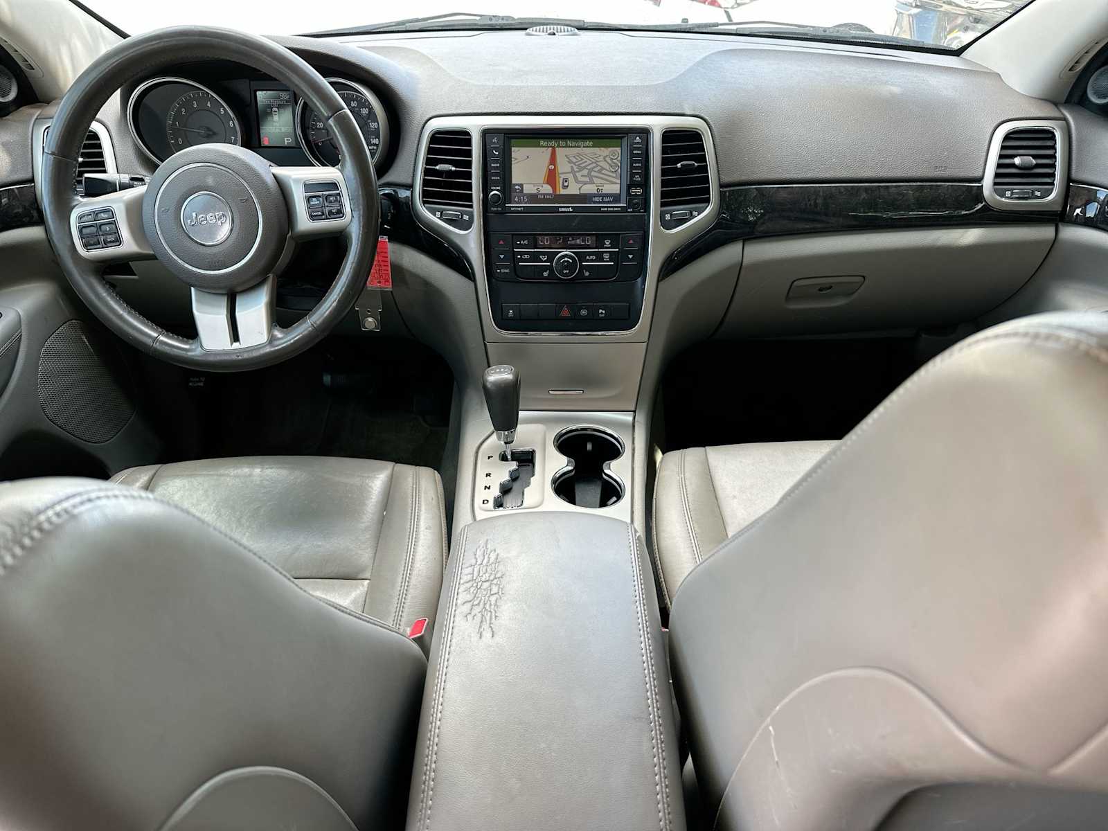 Thumbnail: 2012 Jeep Grand Cherokee - 25