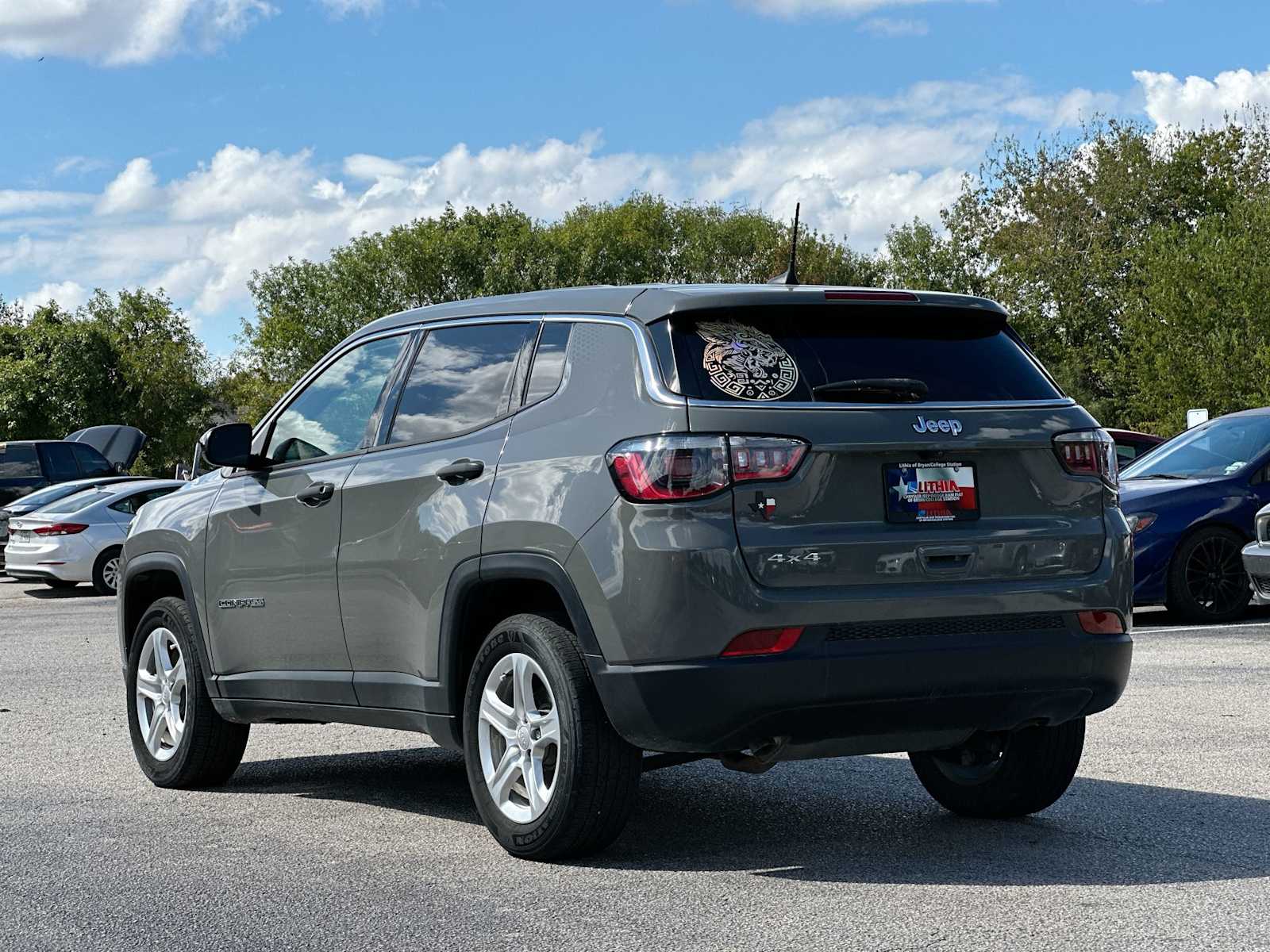 Thumbnail: 2023 Jeep Compass - 13