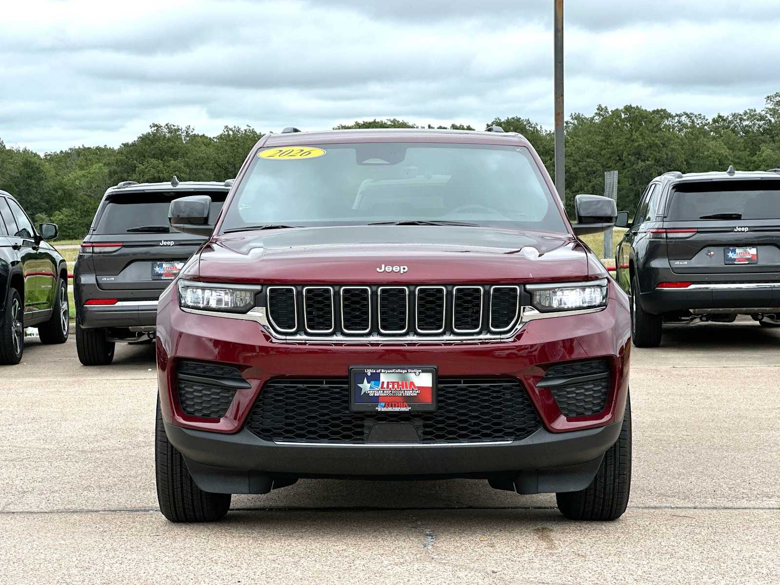 Thumbnail: 2026 Jeep Grand Cherokee - 10