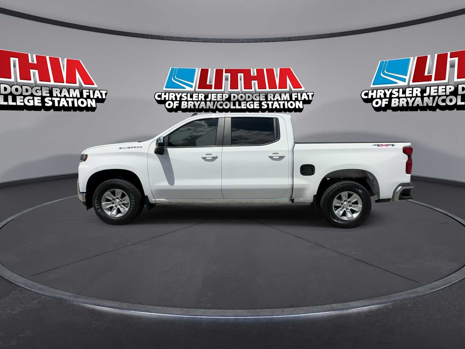 Thumbnail: 2021 Chevrolet Silverado 1500 - 5