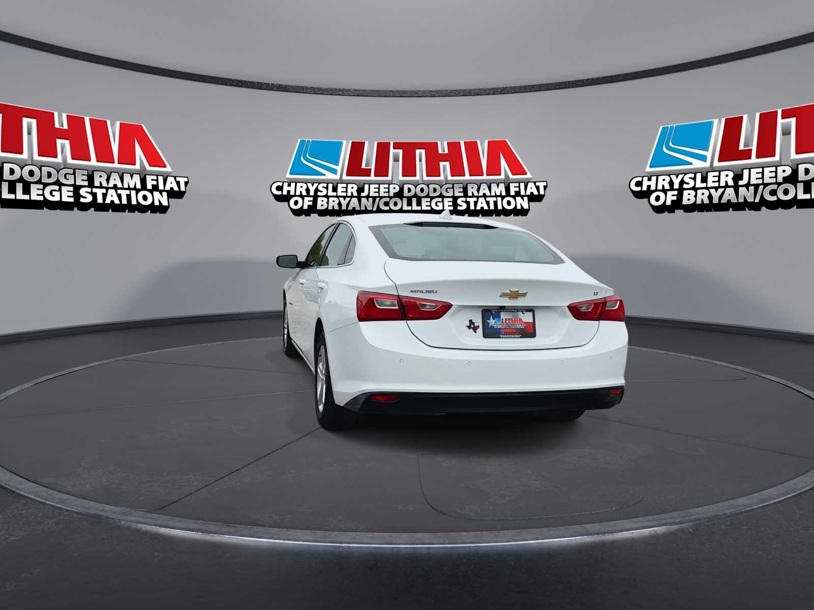 Thumbnail: 2024 Chevrolet Malibu - 7