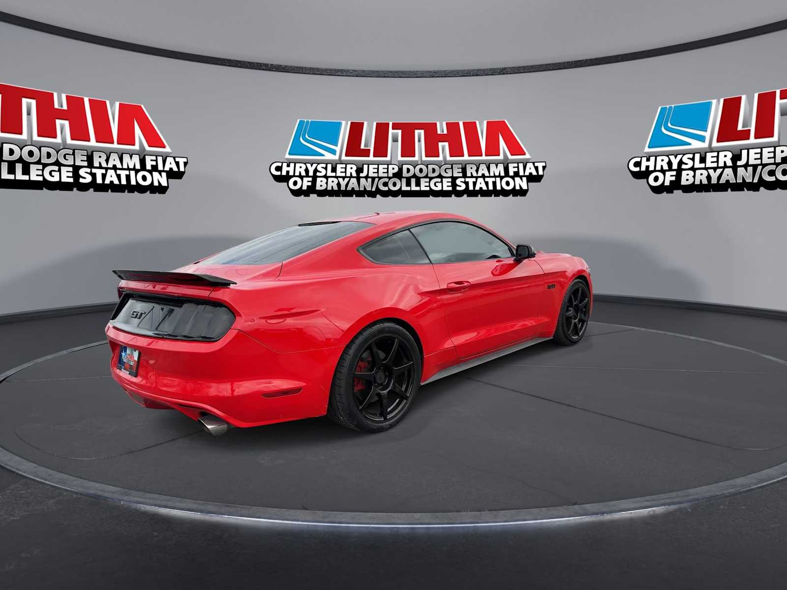 Thumbnail: 2016 Ford Mustang - 8