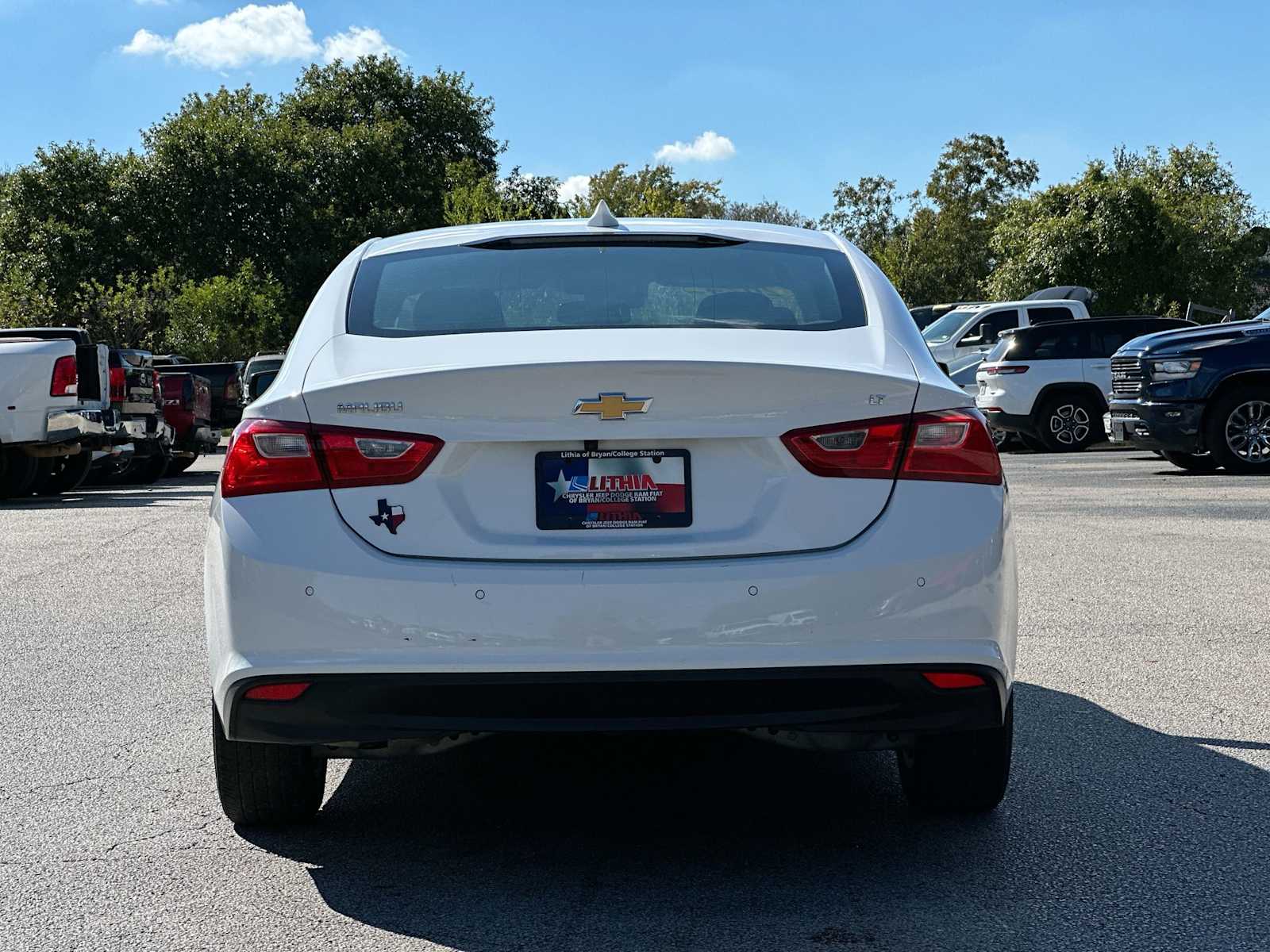 Thumbnail: 2024 Chevrolet Malibu - 14