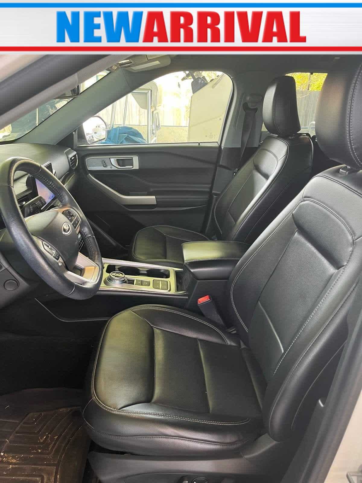 2021 Ford Explorer Limited's photo