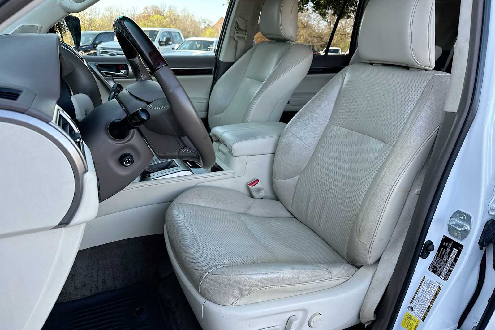 Thumbnail: 2019 Lexus GX - 17