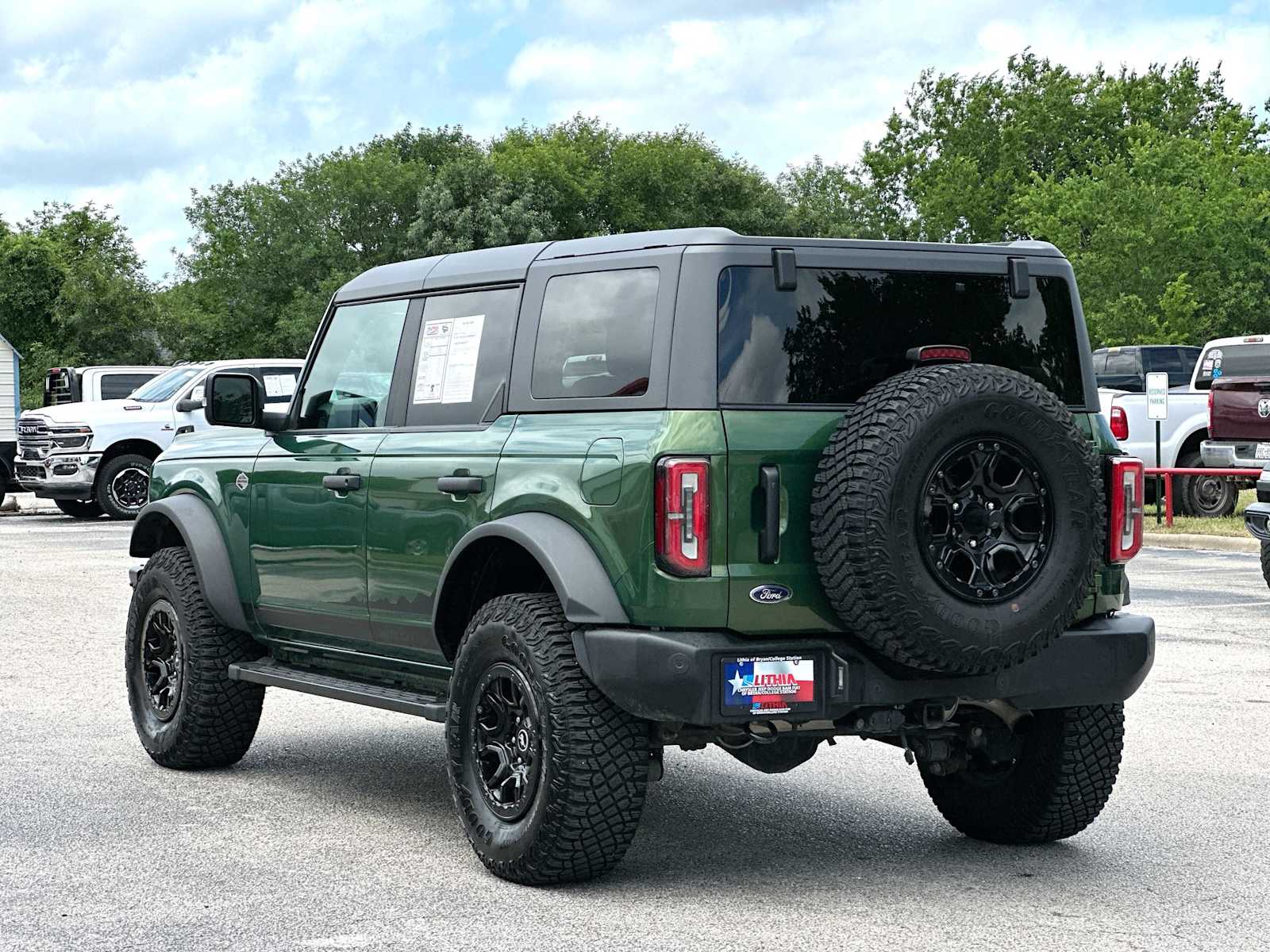 Thumbnail: 2022 Ford Bronco - 13