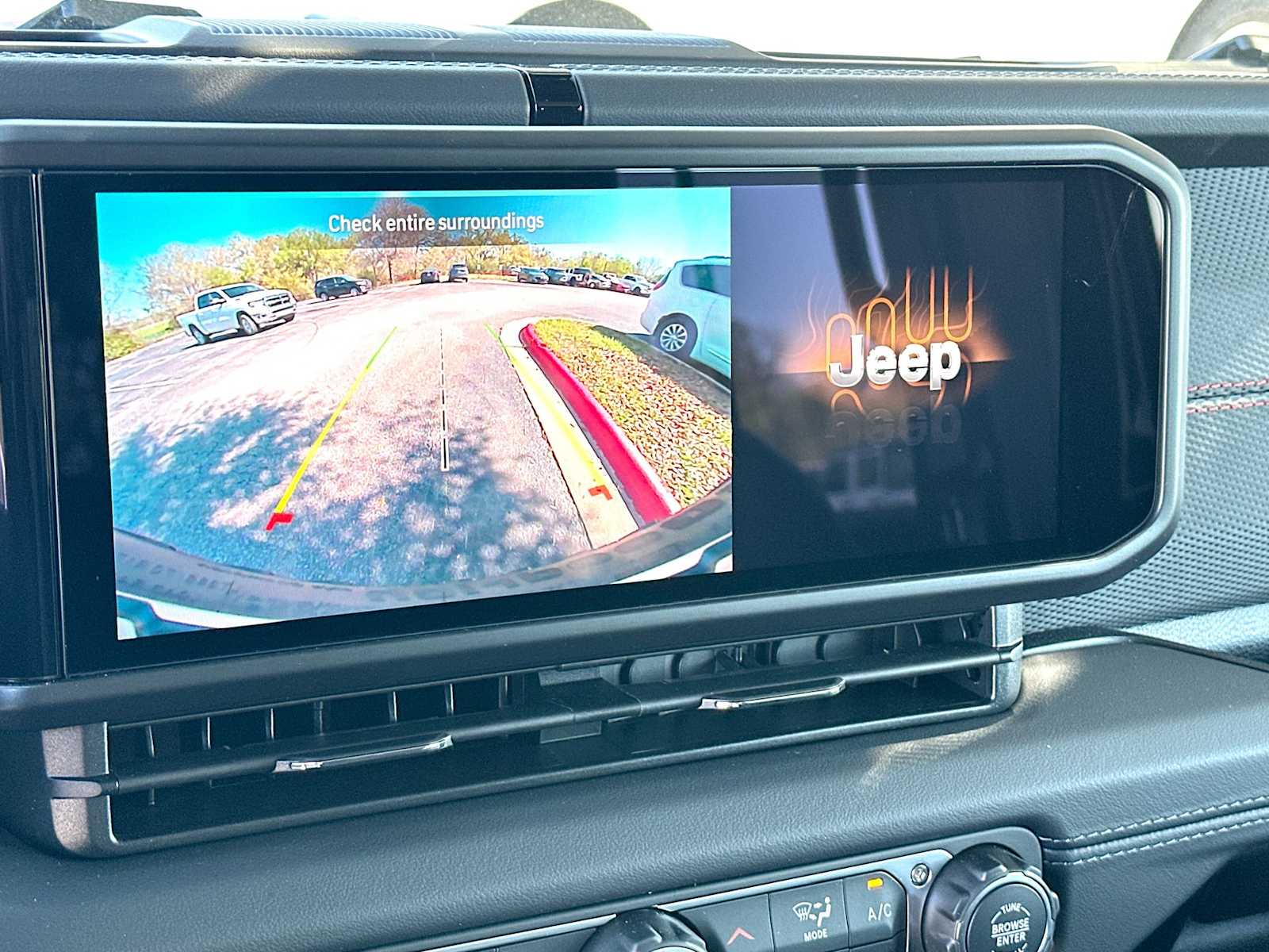 Thumbnail: 2026 Jeep Wrangler - 20