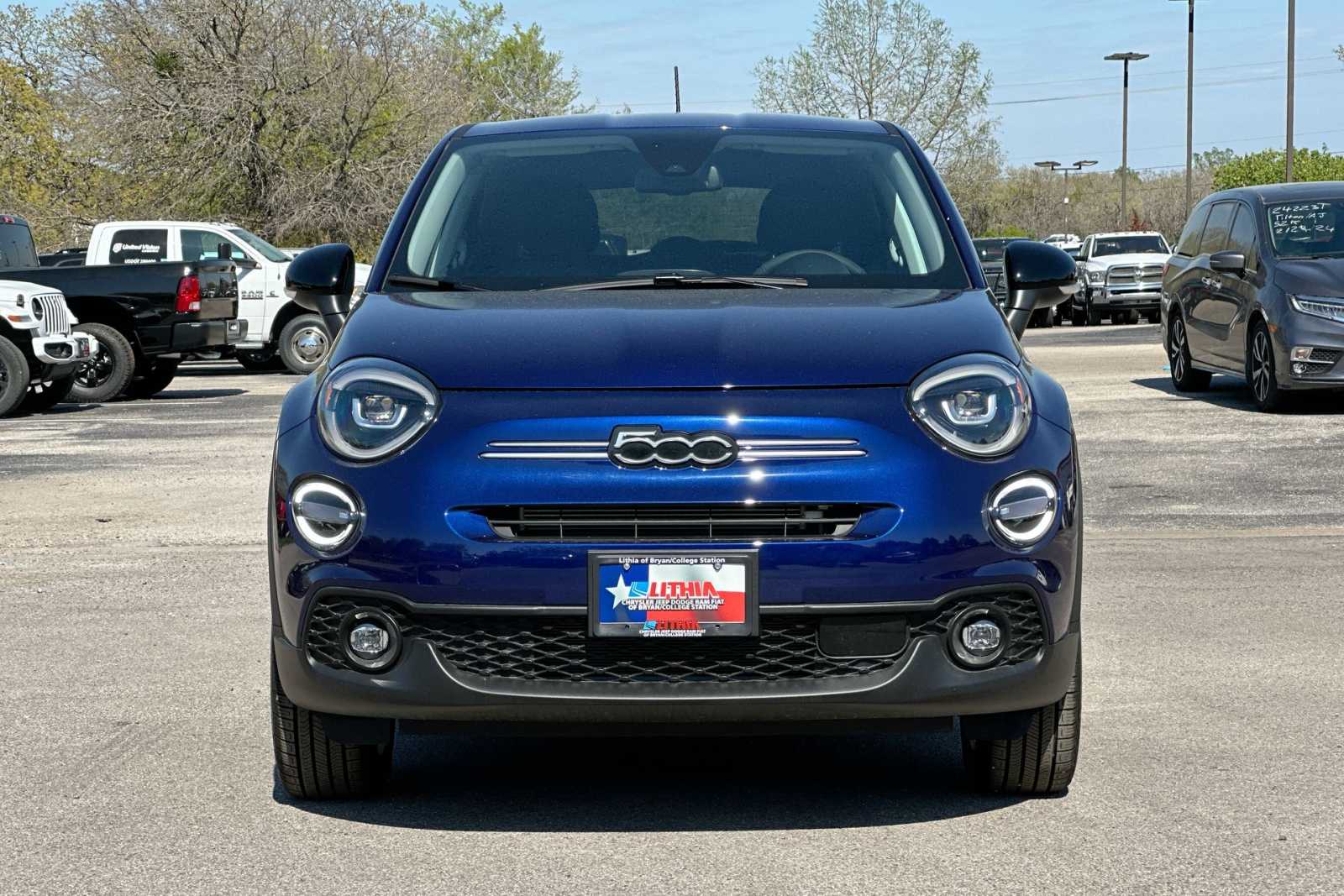 Thumbnail: 2023 Fiat 500X - 10