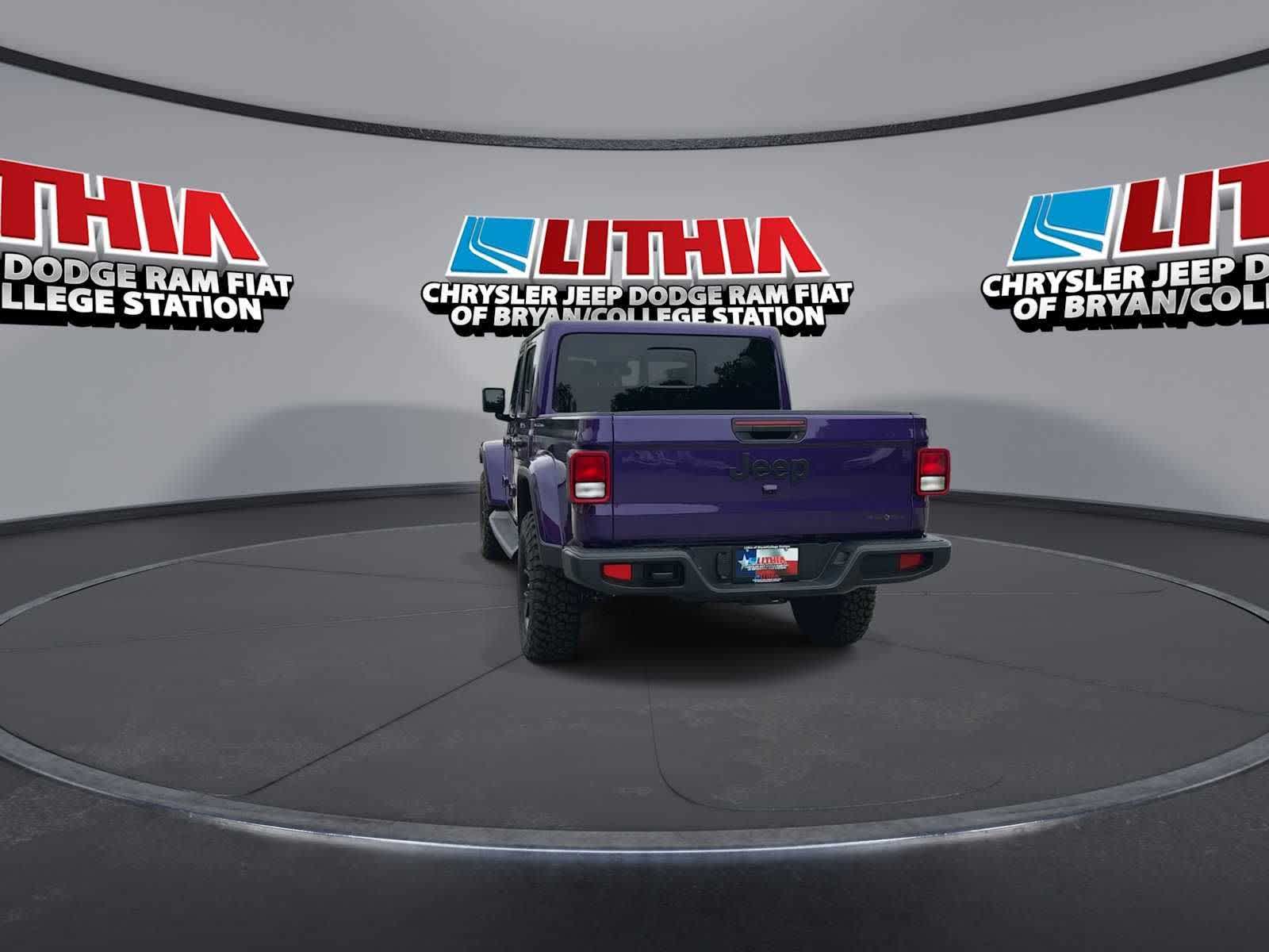 Thumbnail: 2026 Jeep Gladiator - 7