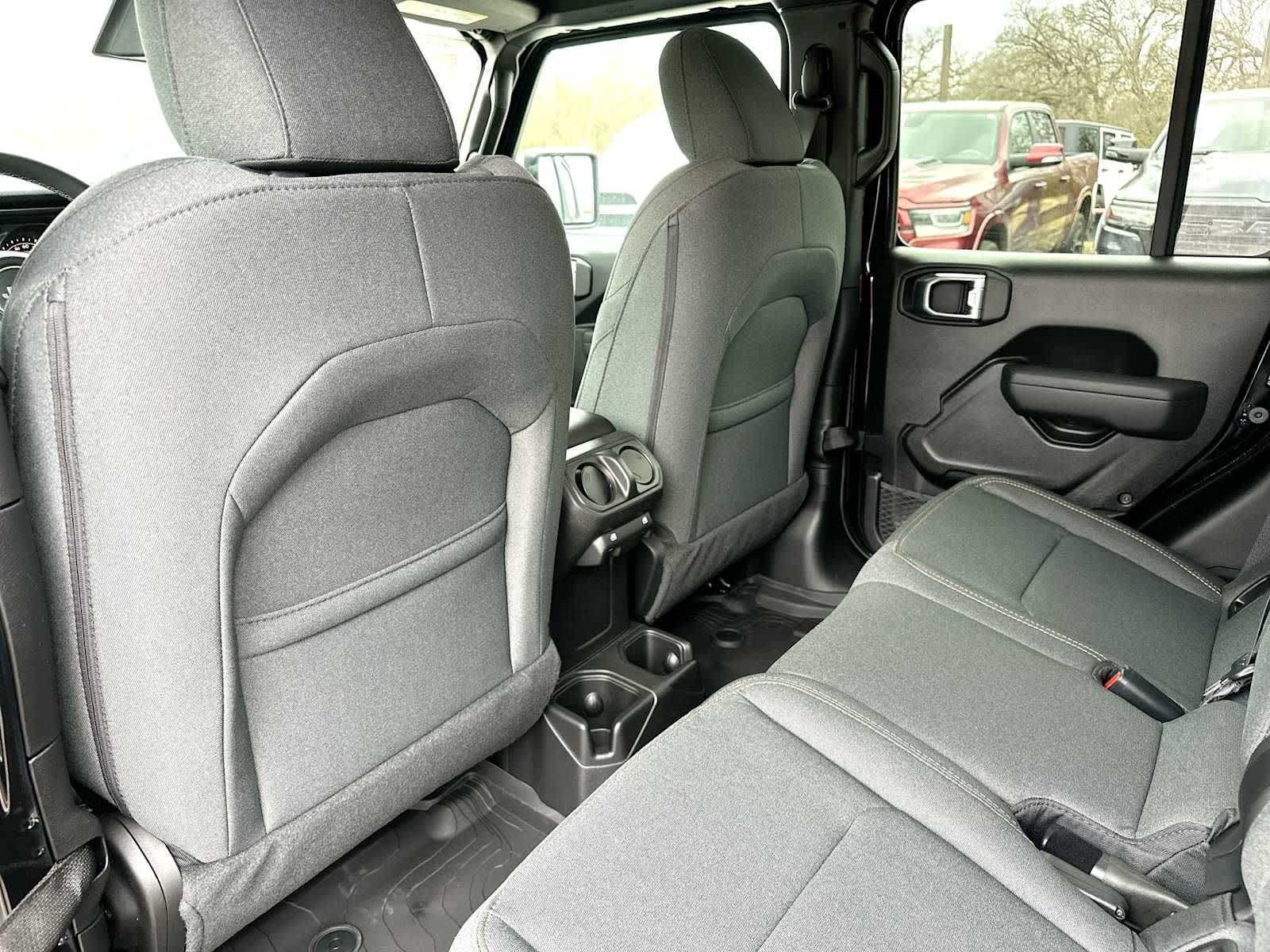 Thumbnail: 2026 Jeep Gladiator - 24