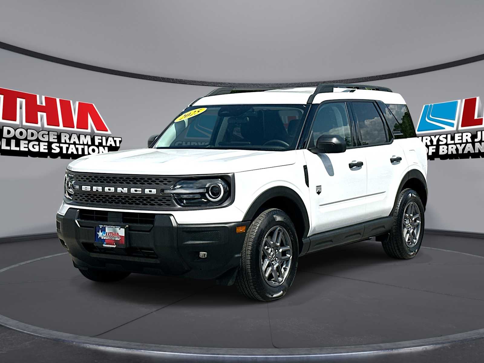 Thumbnail: 2025 Ford Bronco Sport - 1