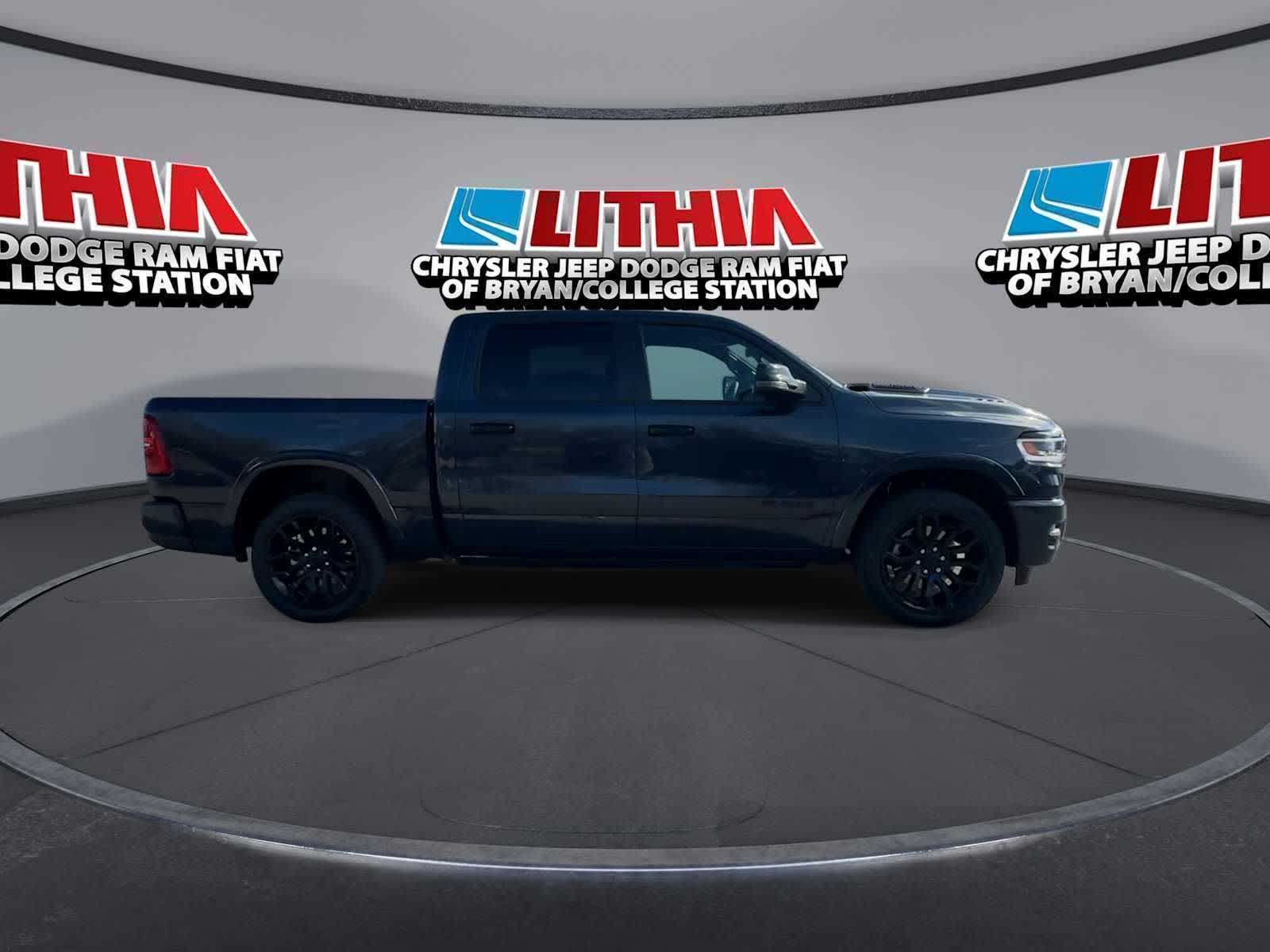 Thumbnail: 2026 RAM 1500 - 9