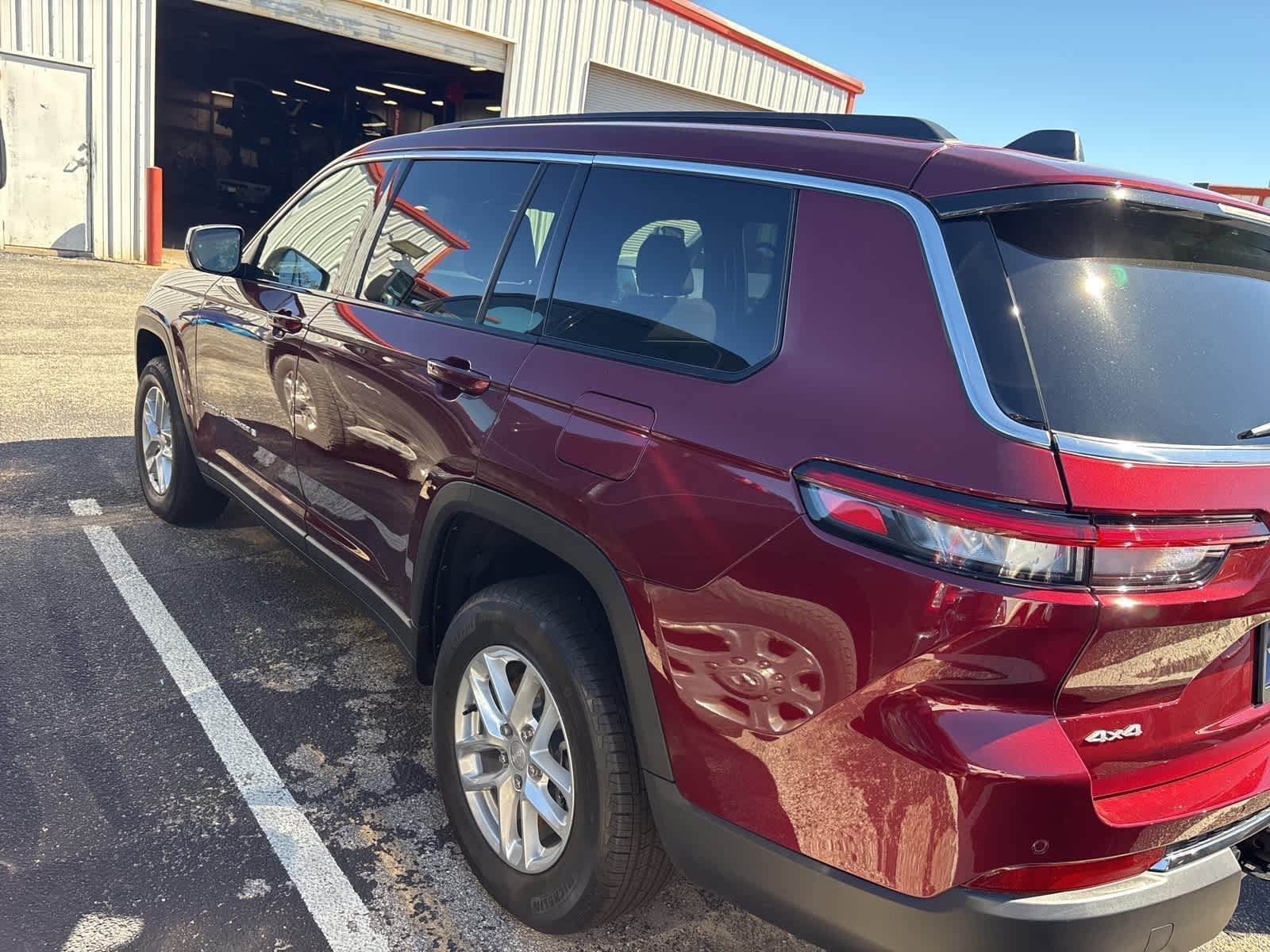 Thumbnail: 2025 Jeep Grand Cherokee L - 2