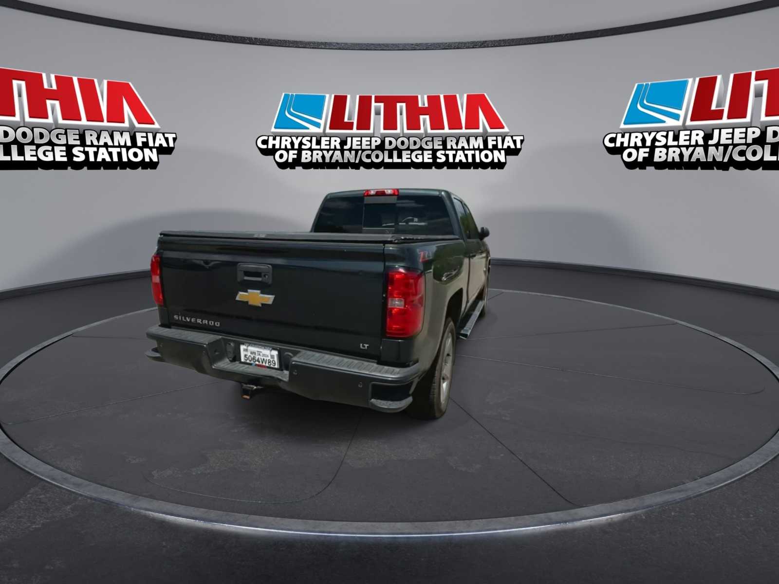 Used 2018 Chevrolet Silverado 1500 LT Z71 with VIN 1GCUKREC1JF178193 for sale in Bryan, TX