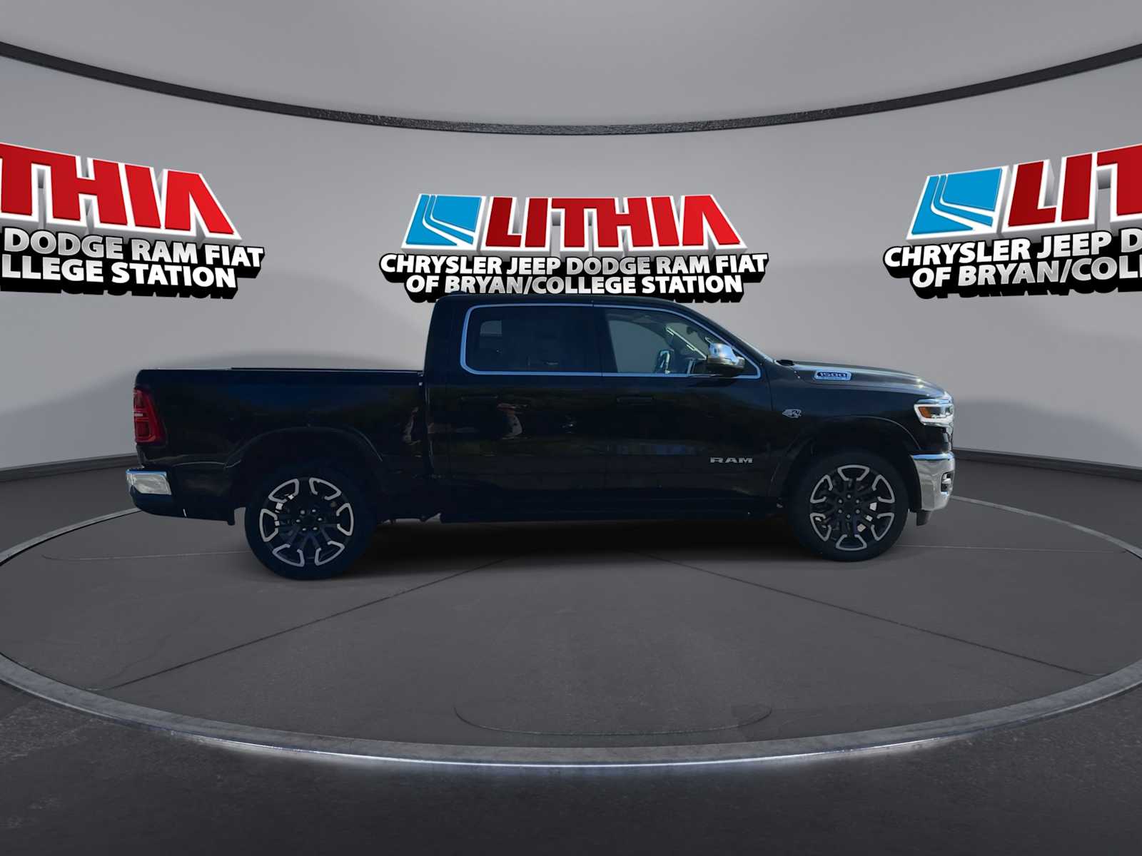 Thumbnail: 2026 RAM 1500 - 9