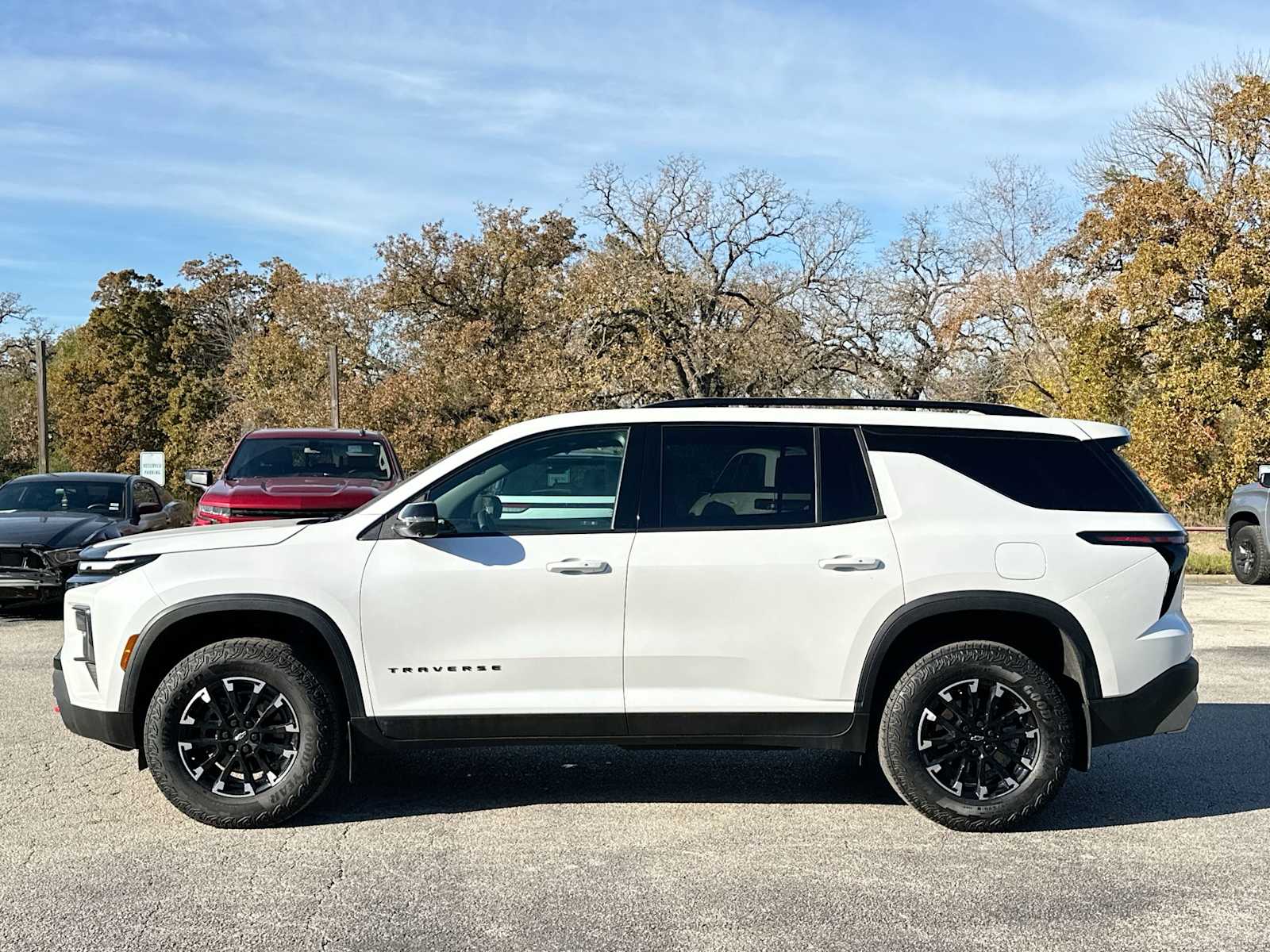 Thumbnail: 2025 Chevrolet Traverse - 12