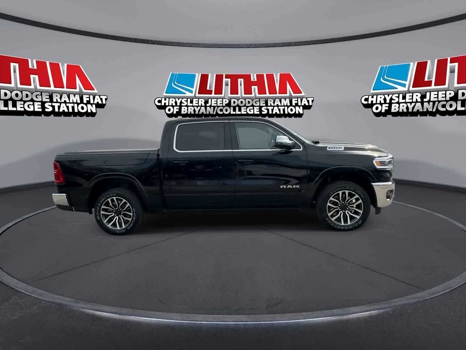 Thumbnail: 2026 RAM 1500 - 9