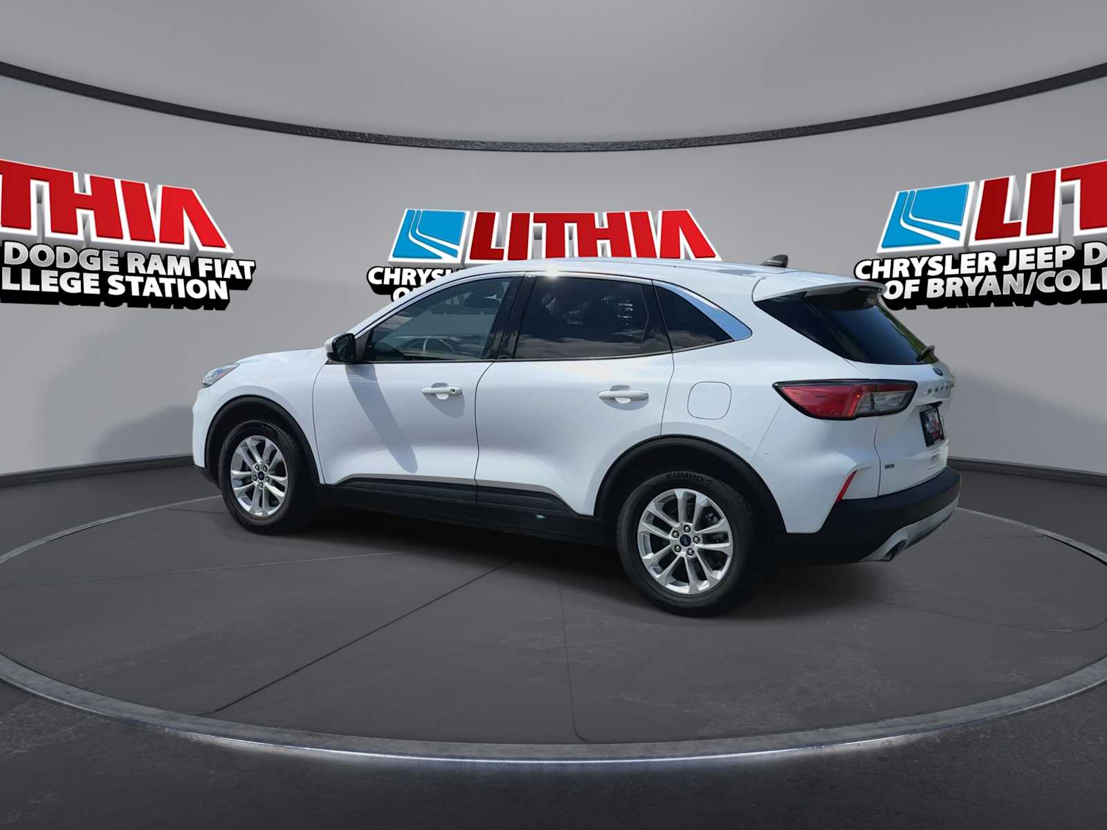 Thumbnail: 2020 Ford Escape - 6