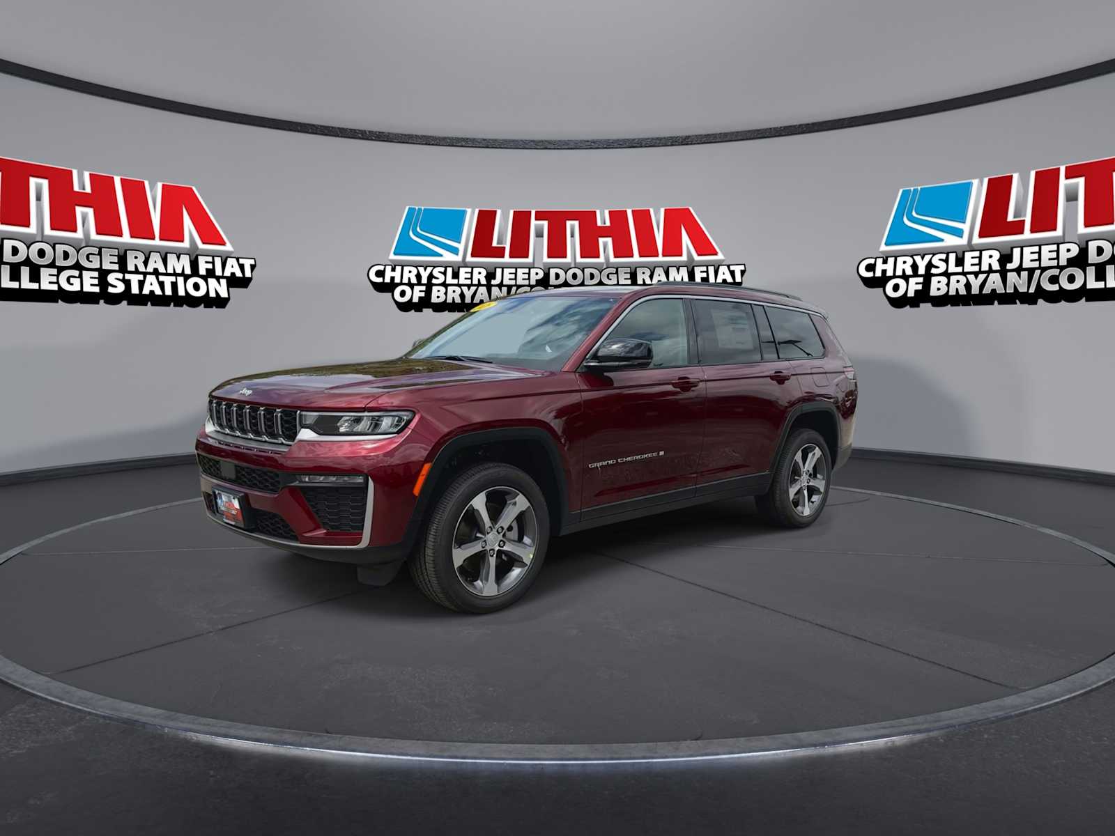 Thumbnail: 2026 Jeep Grand Cherokee - 4