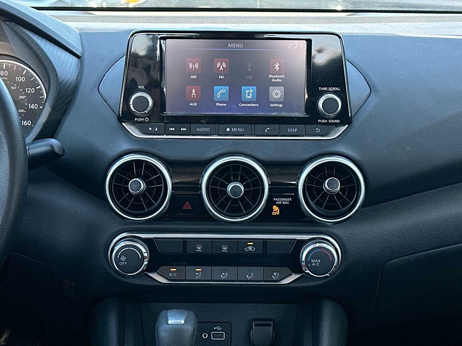 Thumbnail: 2021 Nissan Sentra - 26