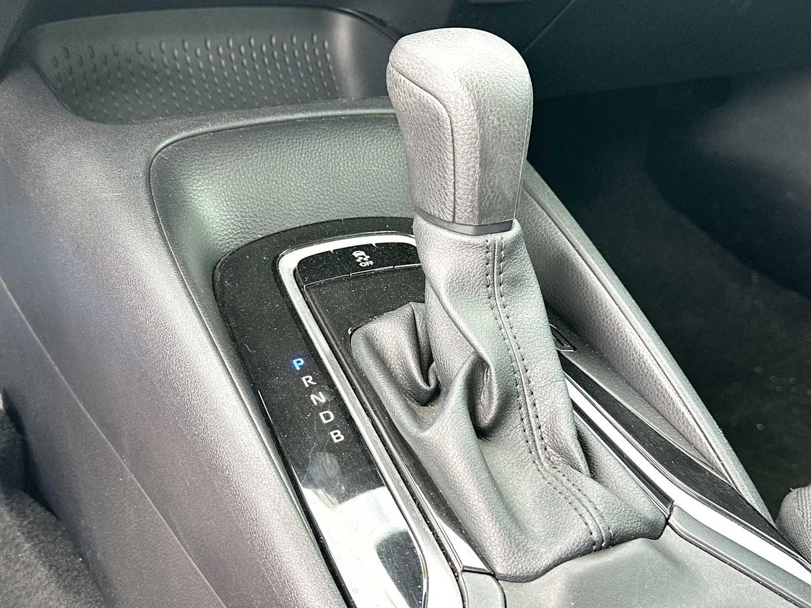 Thumbnail: 2025 Toyota Corolla - 21