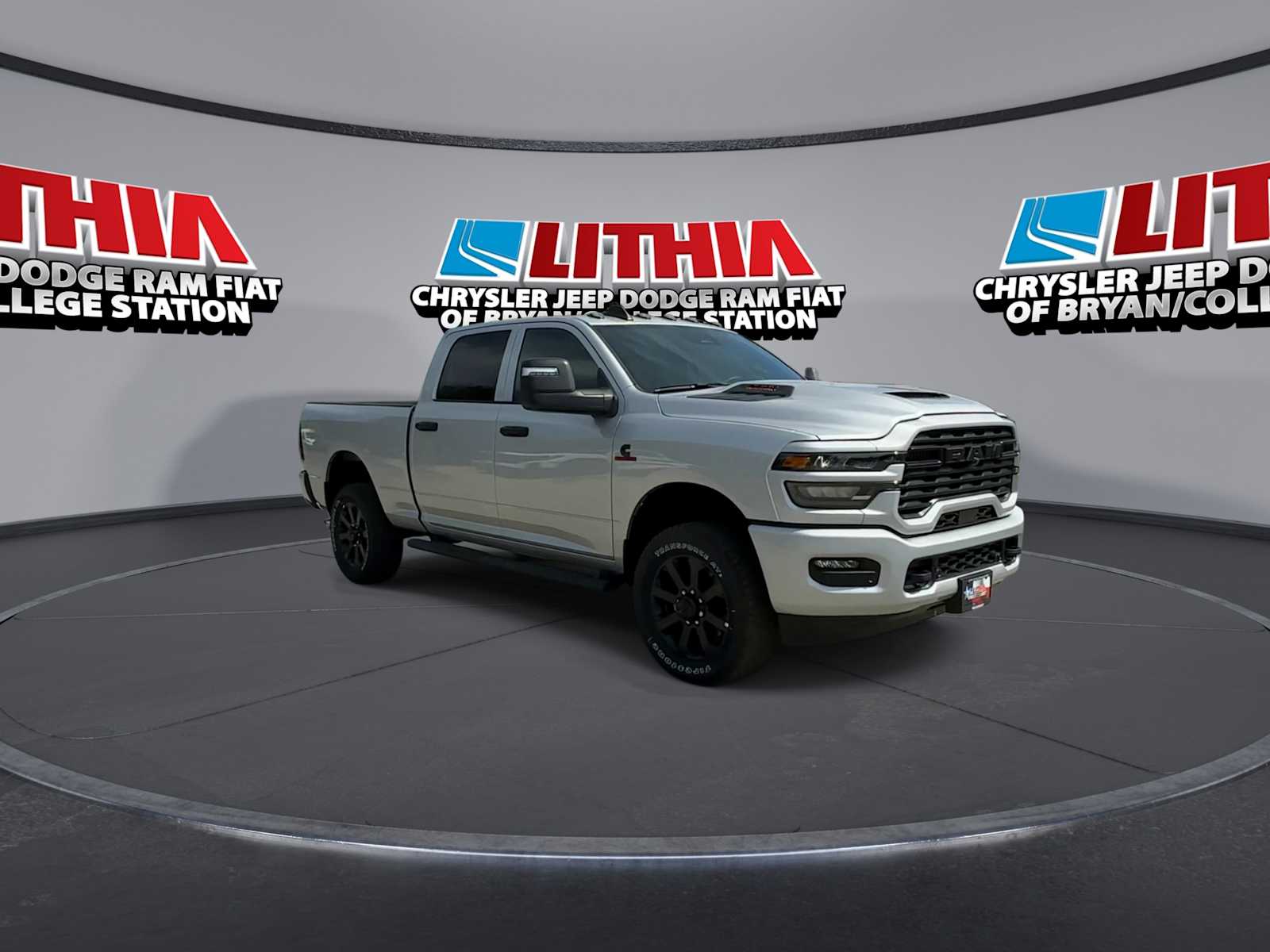 2026 Ram 2500 Tradesman photo 2