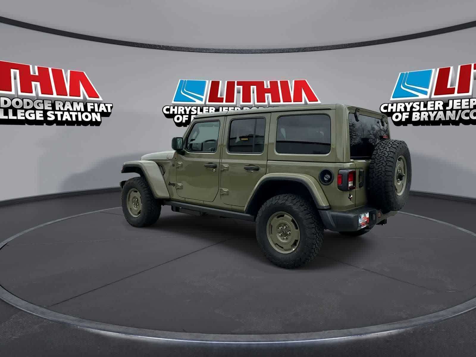 Thumbnail: 2026 Jeep Wrangler - 6