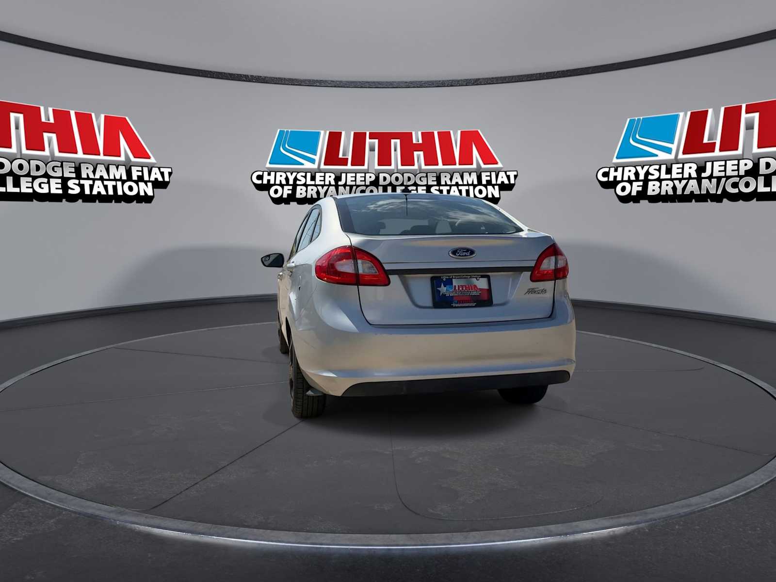 2012 Ford Fiesta S 7