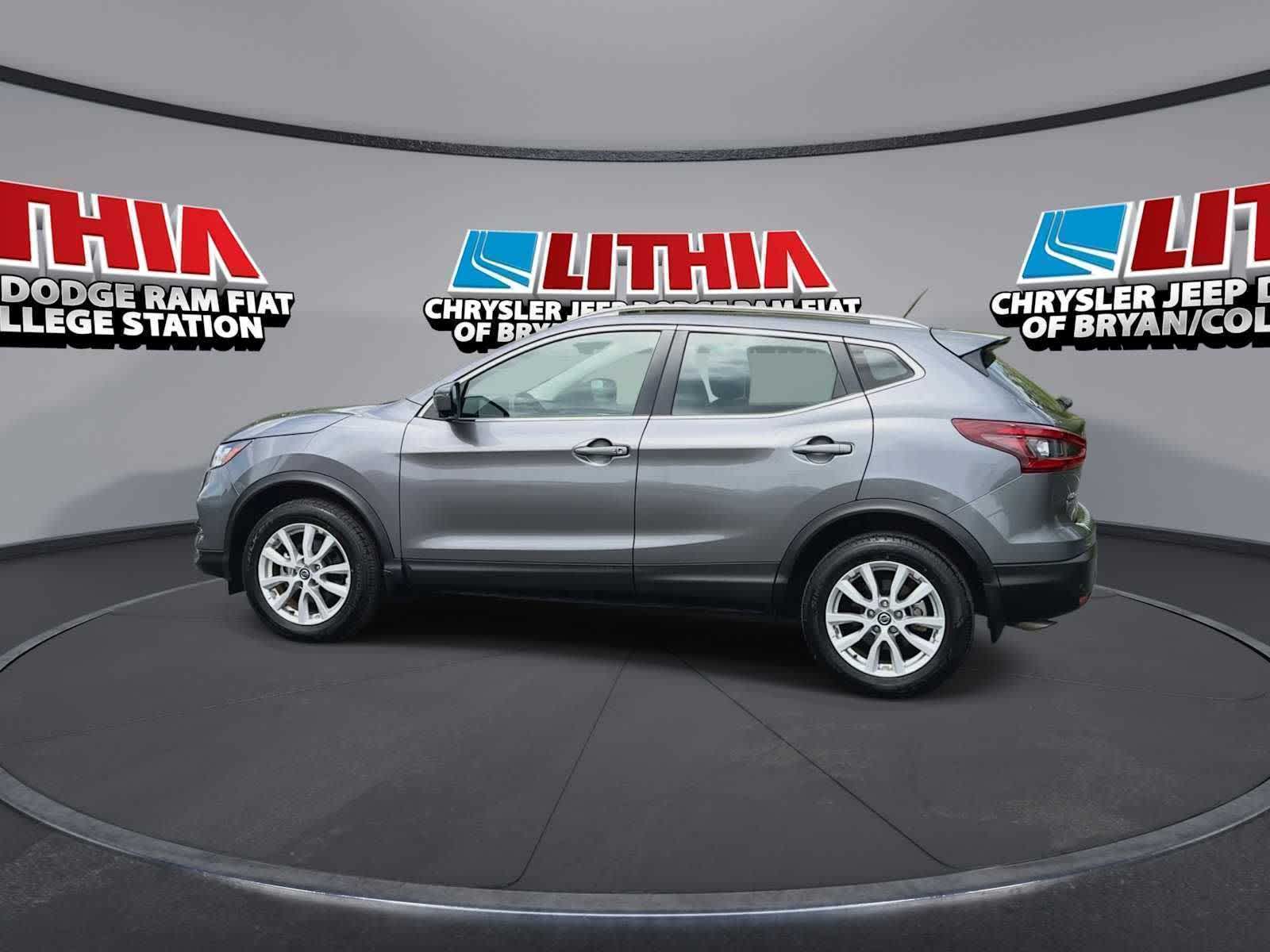 Thumbnail: 2022 Nissan Rogue Sport - 5