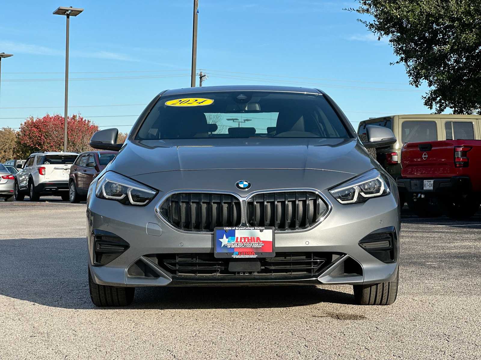 Thumbnail: 2024 BMW 2 Series - 10