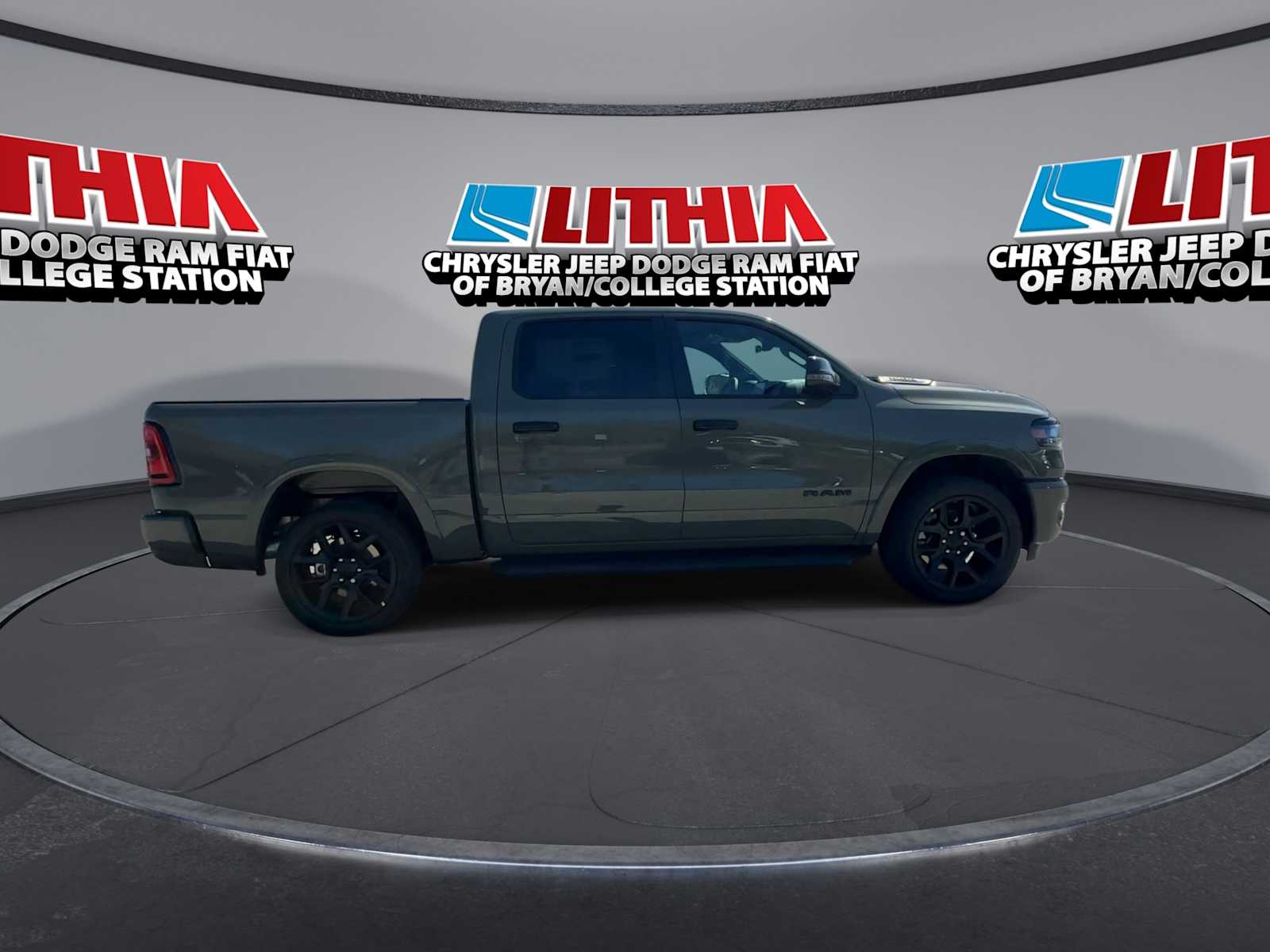 Thumbnail: 2026 RAM 1500 - 9