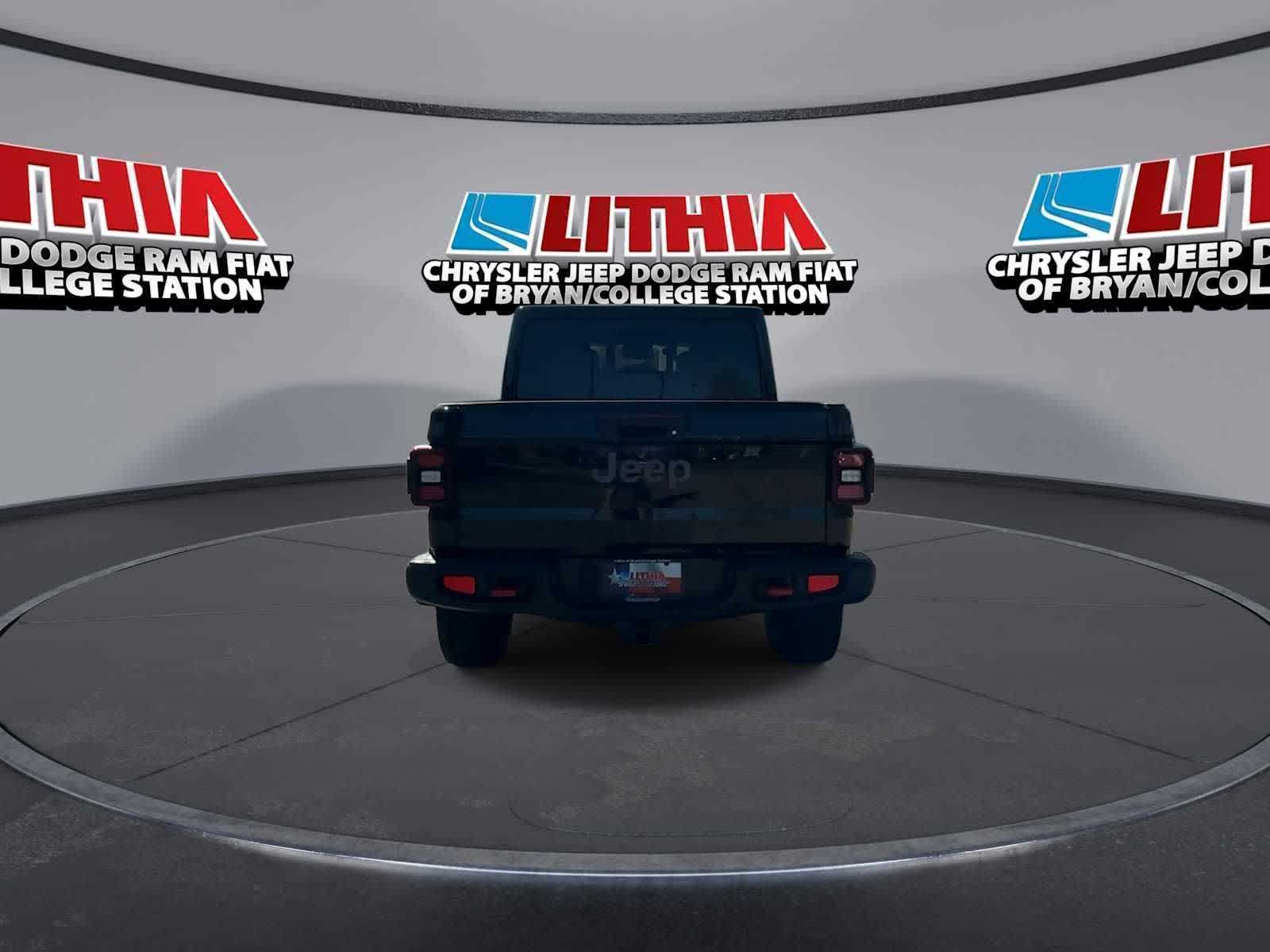 Thumbnail: 2026 Jeep Gladiator - 7