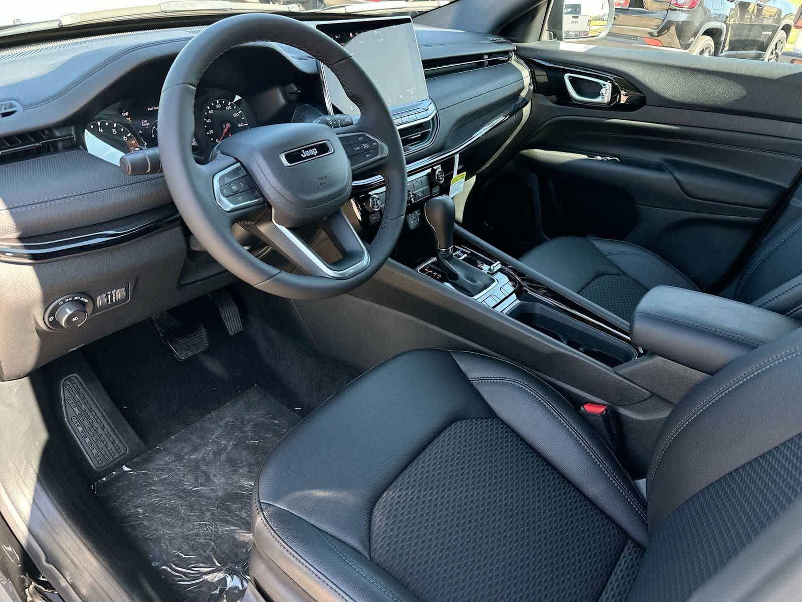 Thumbnail: 2026 Jeep Compass - 18