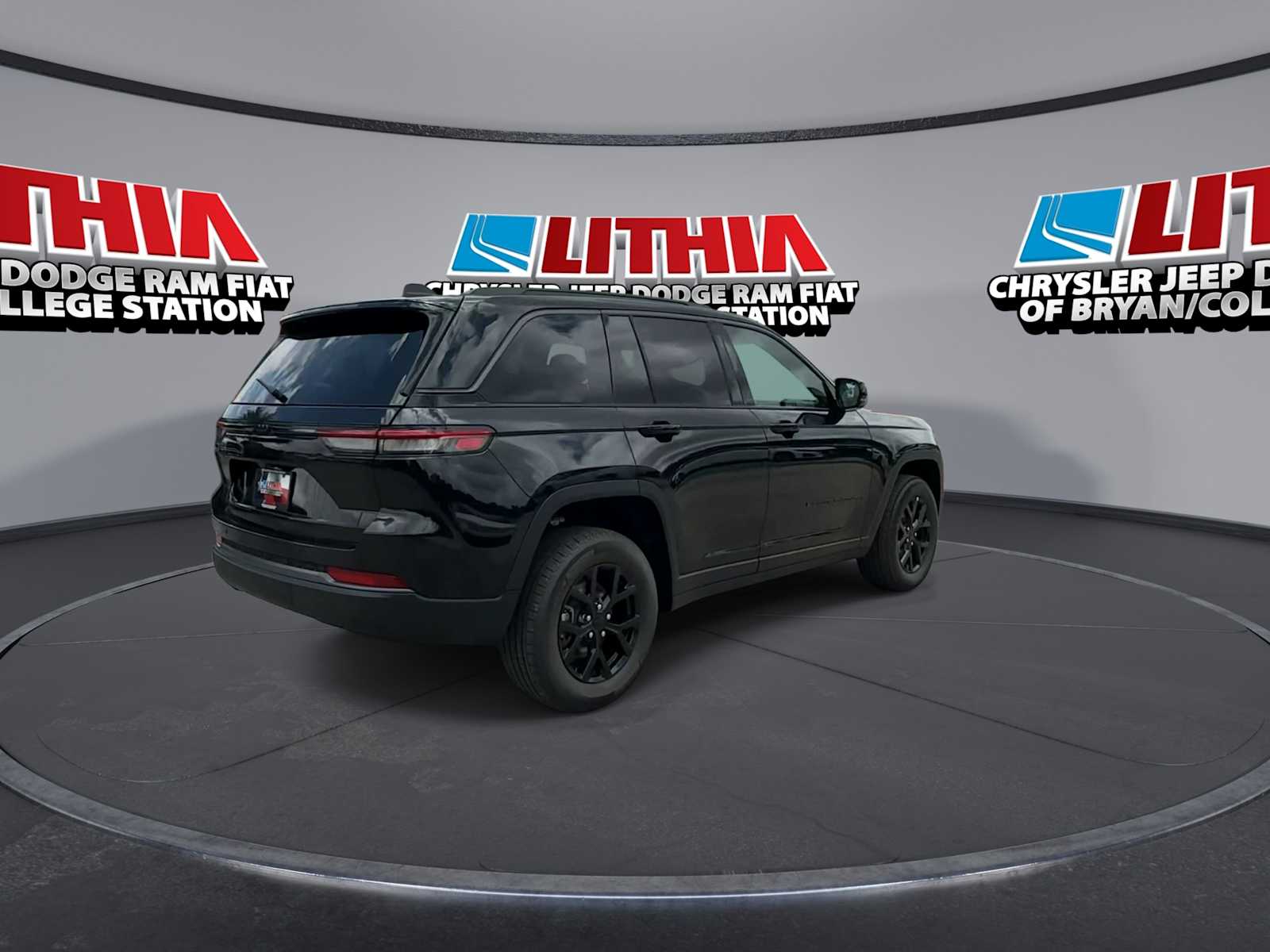 Thumbnail: 2026 Jeep Grand Cherokee - 8