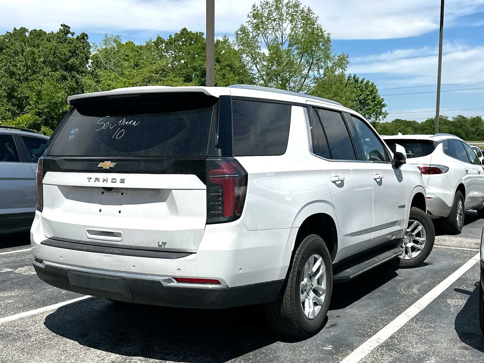 Thumbnail: 2025 Chevrolet Tahoe - 4