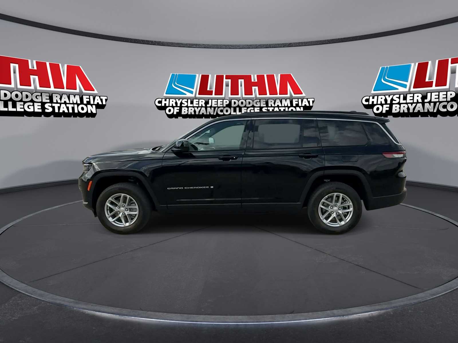 Thumbnail: 2025 Jeep Grand Cherokee - 5