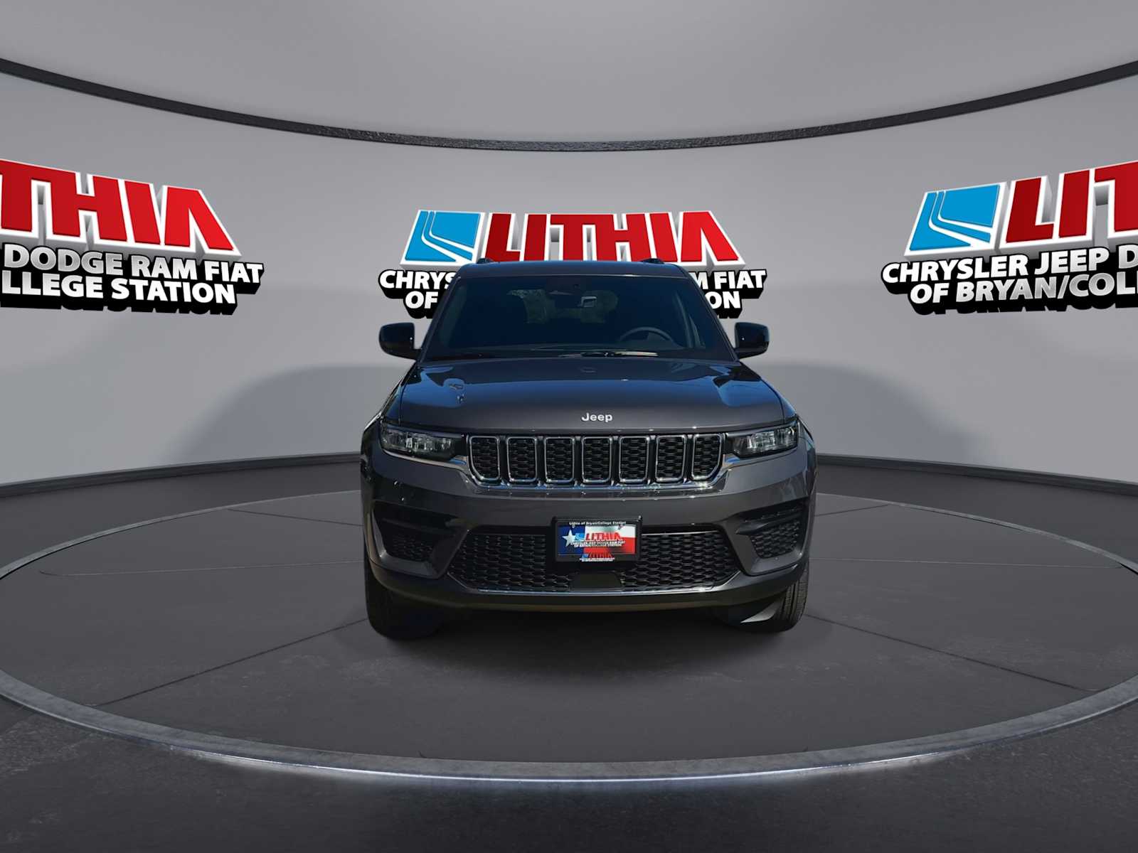 Thumbnail: 2025 Jeep Grand Cherokee - 3