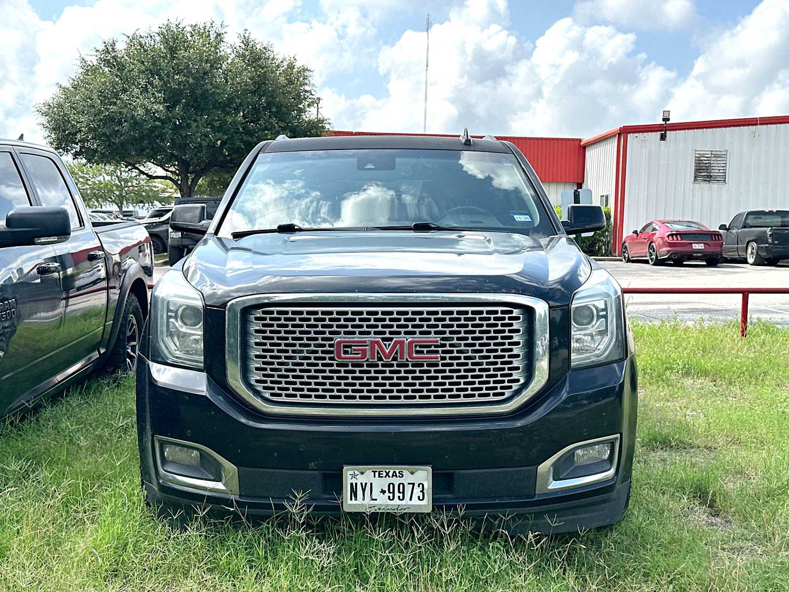 Thumbnail: 2016 GMC Yukon XL - 2