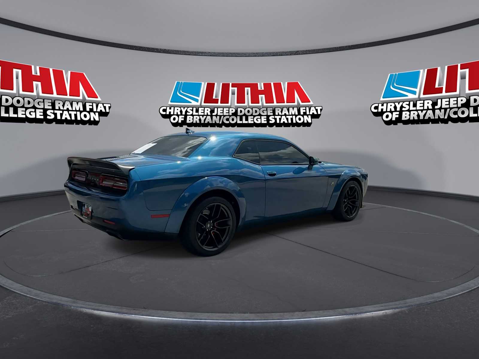 Thumbnail: 2022 Dodge Challenger - 8