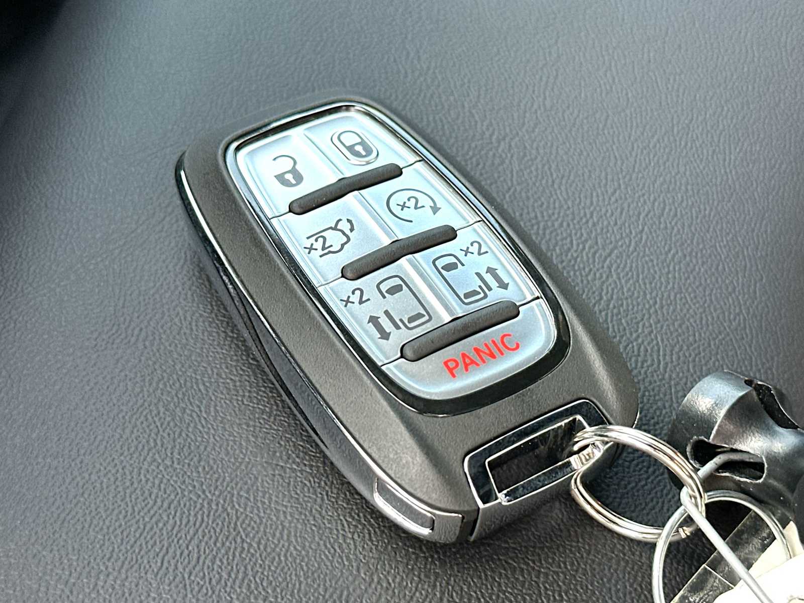 Thumbnail: 2026 Chrysler Pacifica - 29